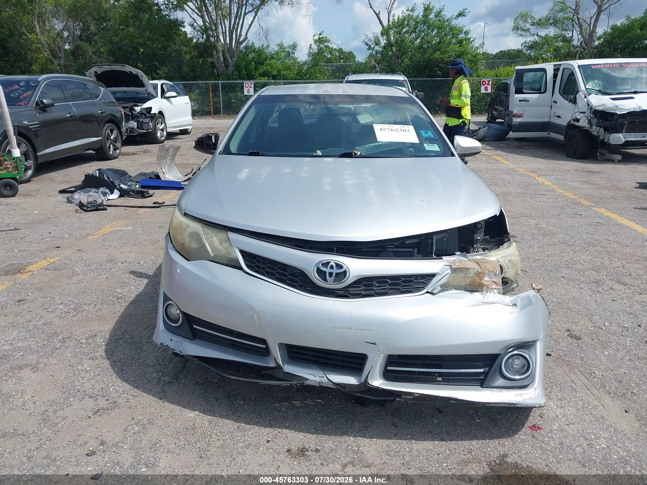 2012 Toyota Camry Se Silver vin: 4T1BF1FK8CU061465