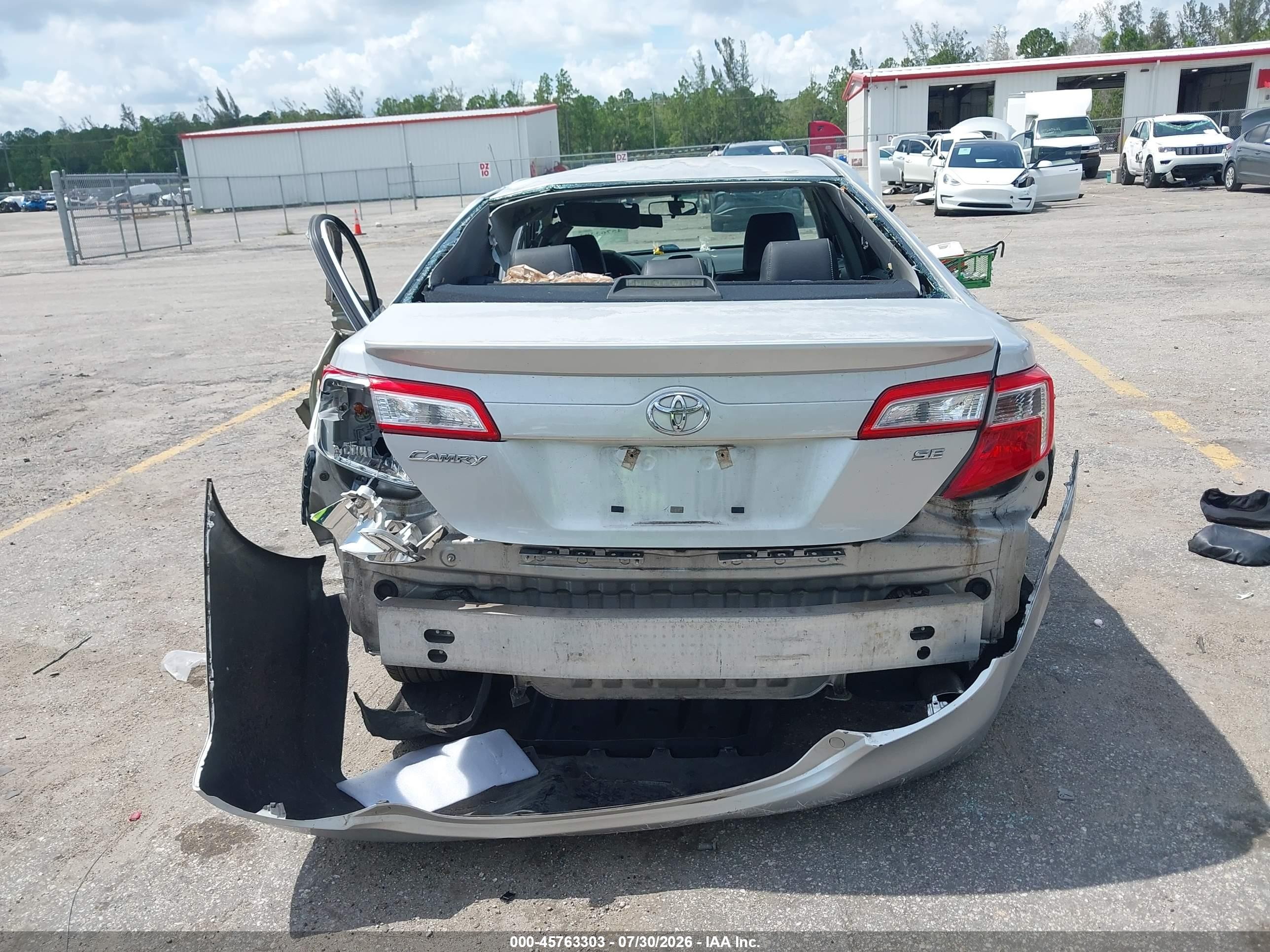 2012 Toyota Camry Se Silver vin: 4T1BF1FK8CU061465
