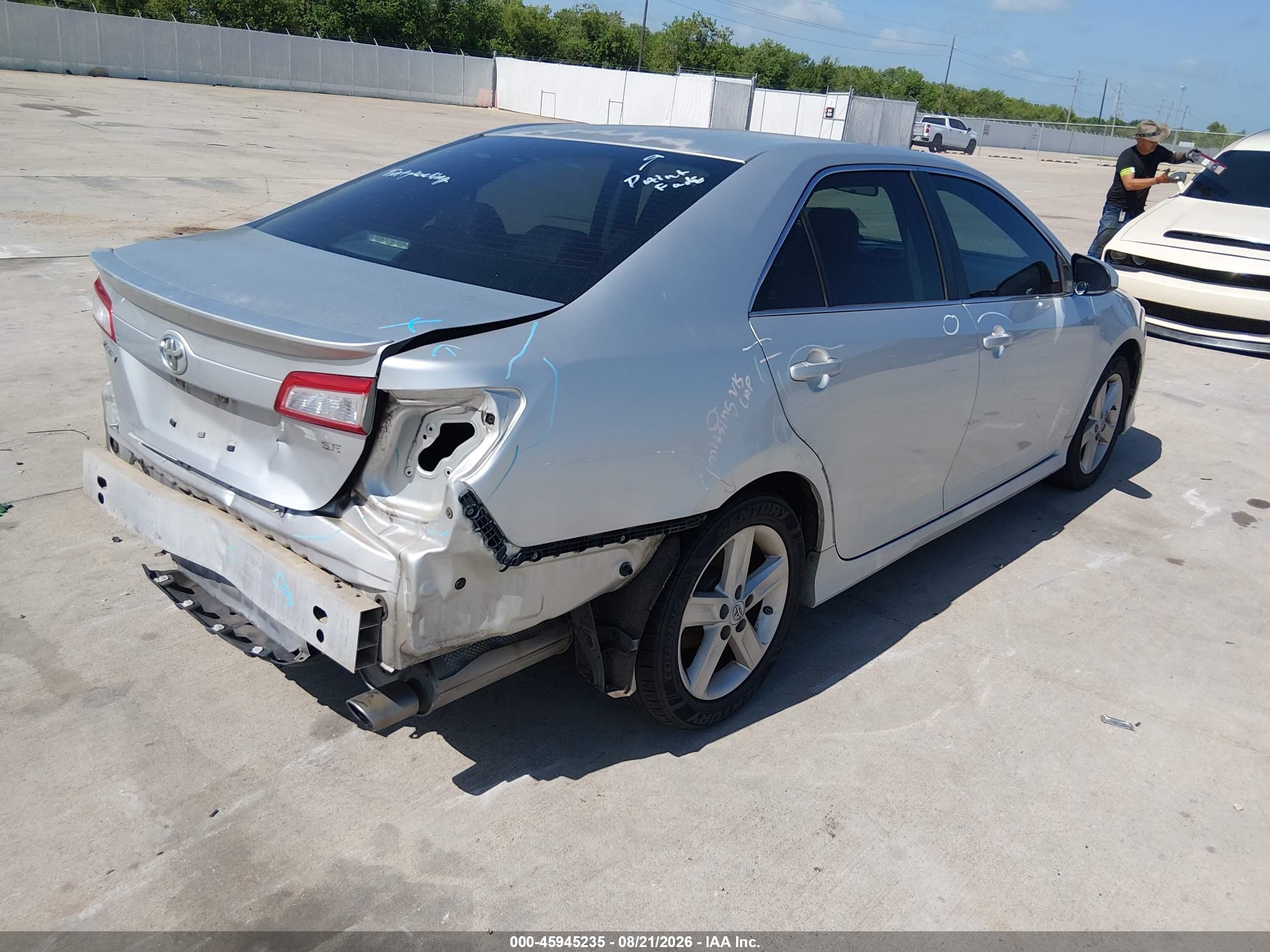 2012 Toyota Camry Se Silver vin: 4T1BF1FK8CU070702