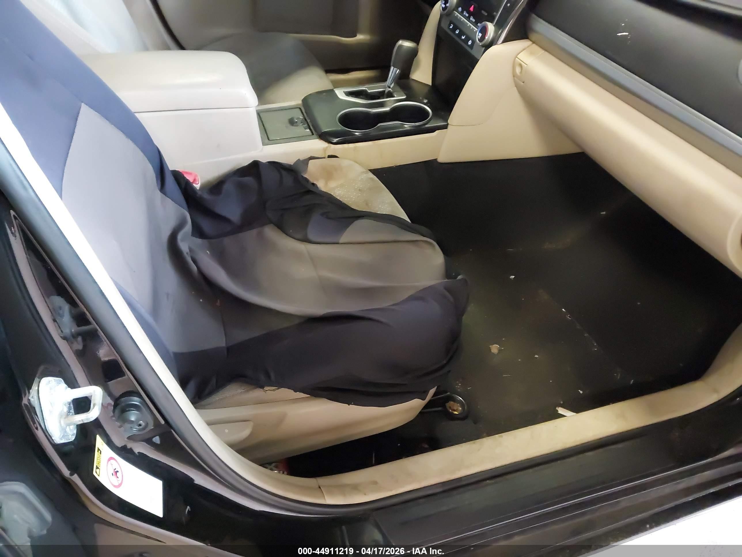 2012 Toyota Camry Le Beige vin: 4T1BF1FK8CU073325
