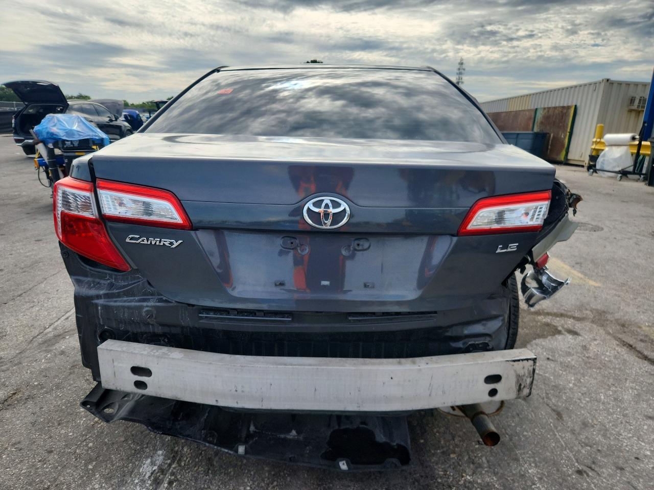 2012 Toyota Camry Le Gray vin: 4T1BF1FK8CU077472