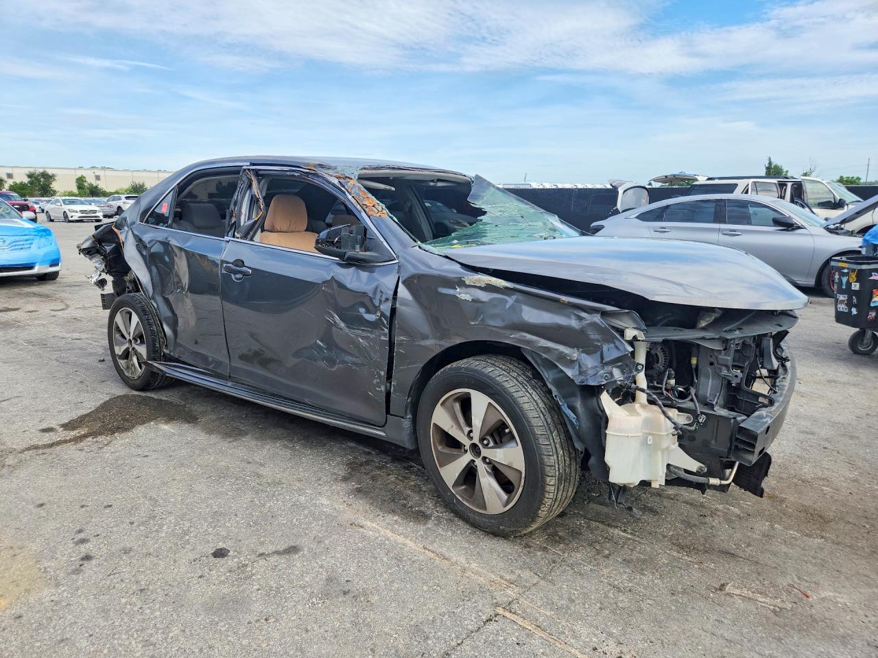 2012 Toyota Camry Le Gray vin: 4T1BF1FK8CU077472