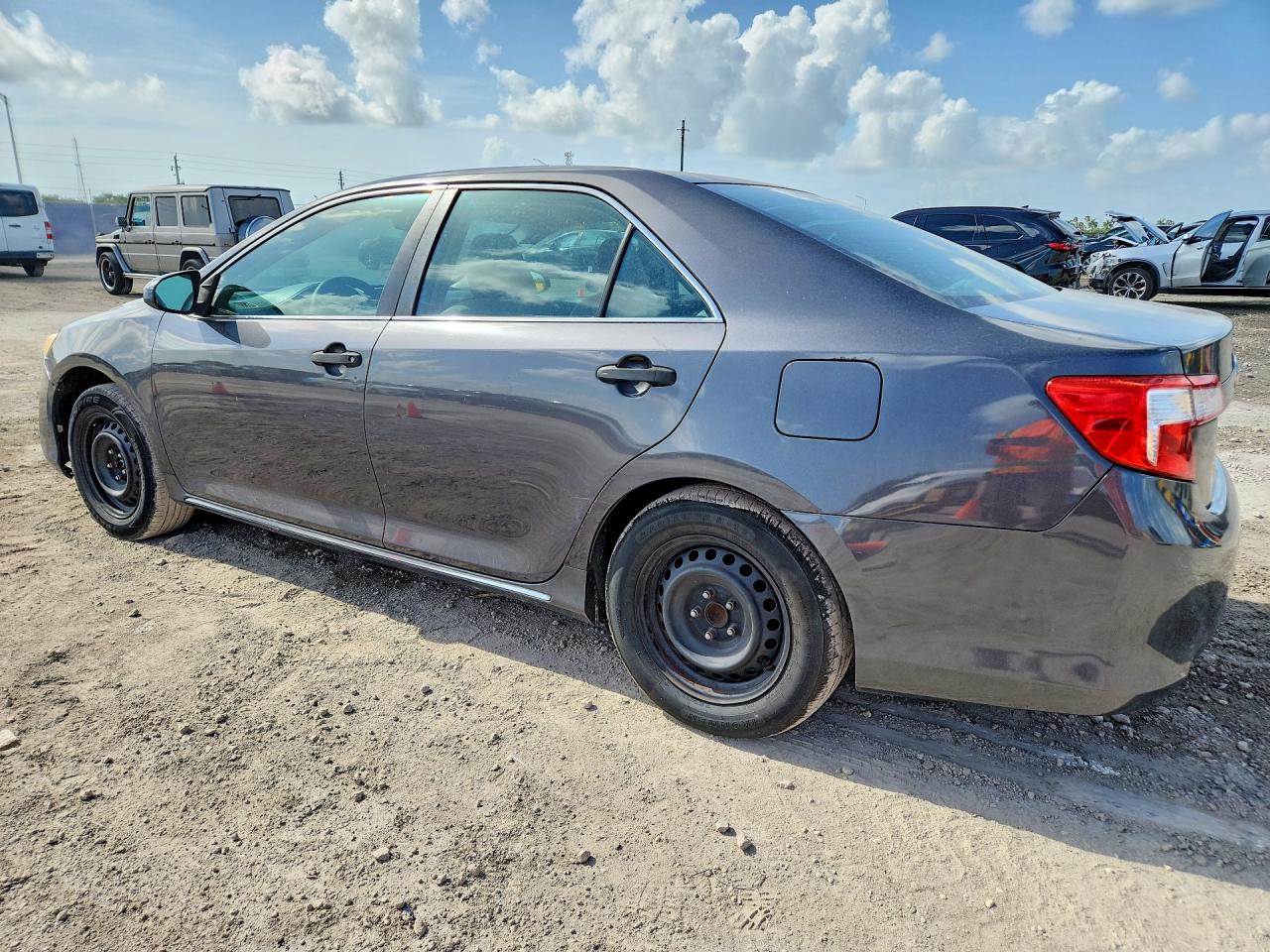 2012 Toyota Camry Le Gray vin: 4T1BF1FK8CU095129