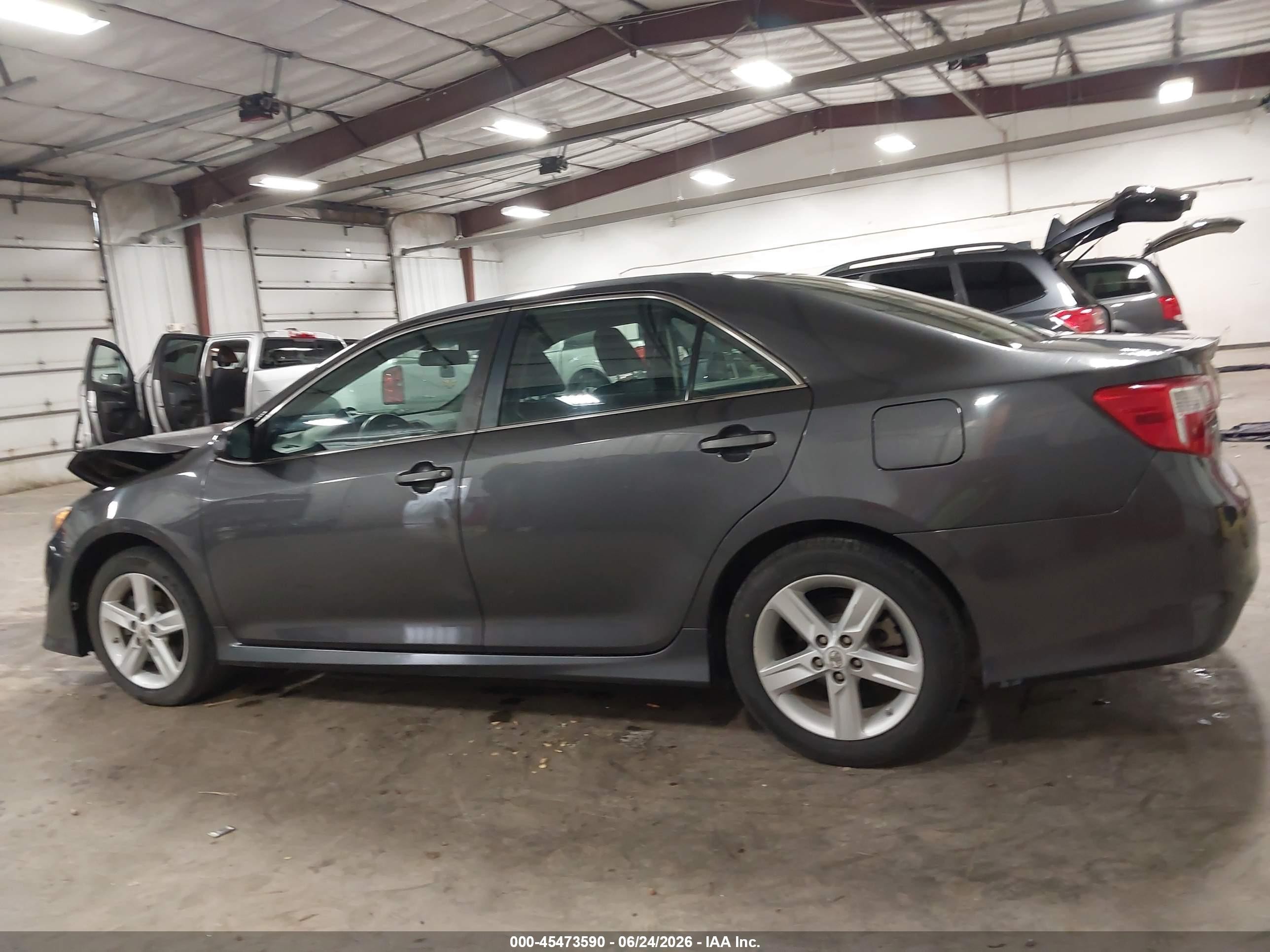 2012 Toyota Camry Se Gray vin: 4T1BF1FK8CU105464