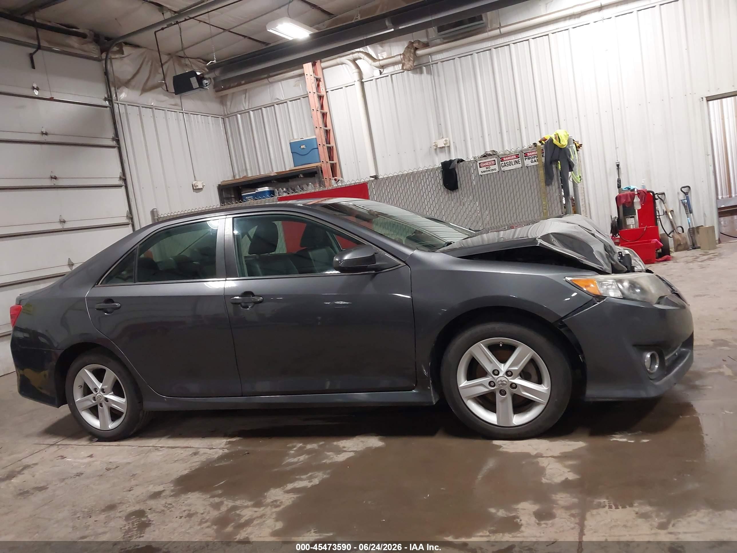 2012 Toyota Camry Se Gray vin: 4T1BF1FK8CU105464