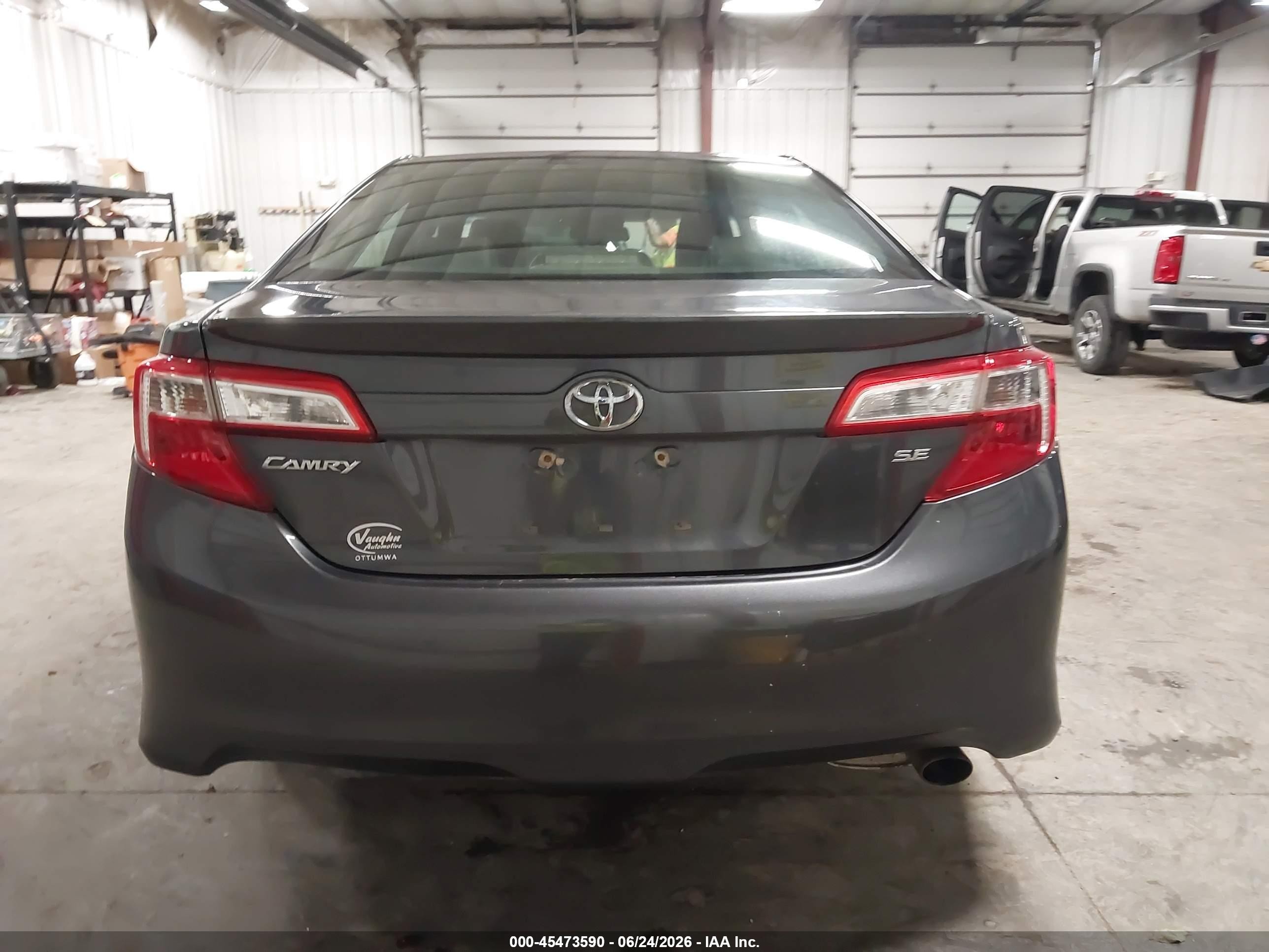 2012 Toyota Camry Se Gray vin: 4T1BF1FK8CU105464