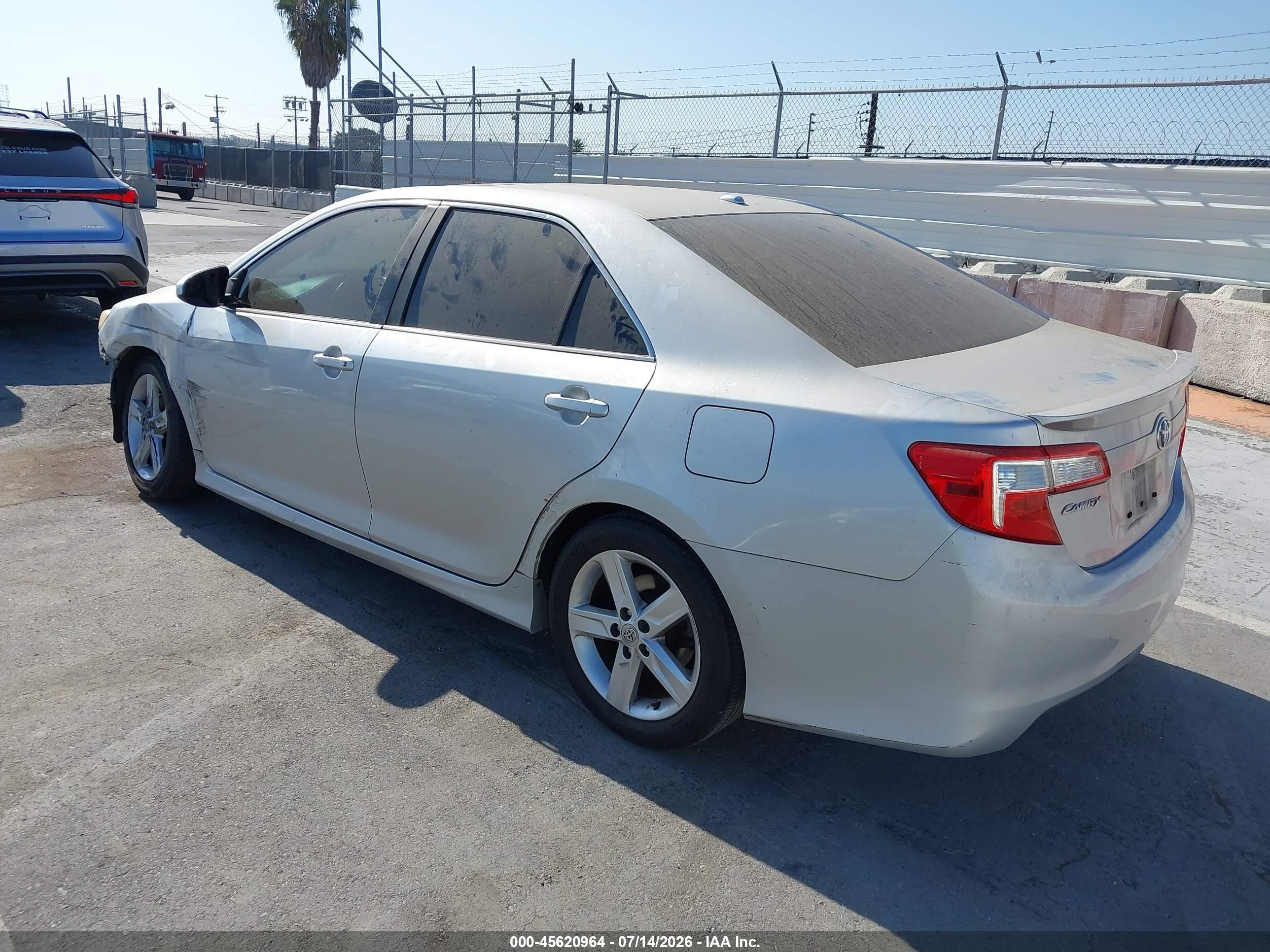 2012 Toyota Camry Se Silver vin: 4T1BF1FK8CU126170