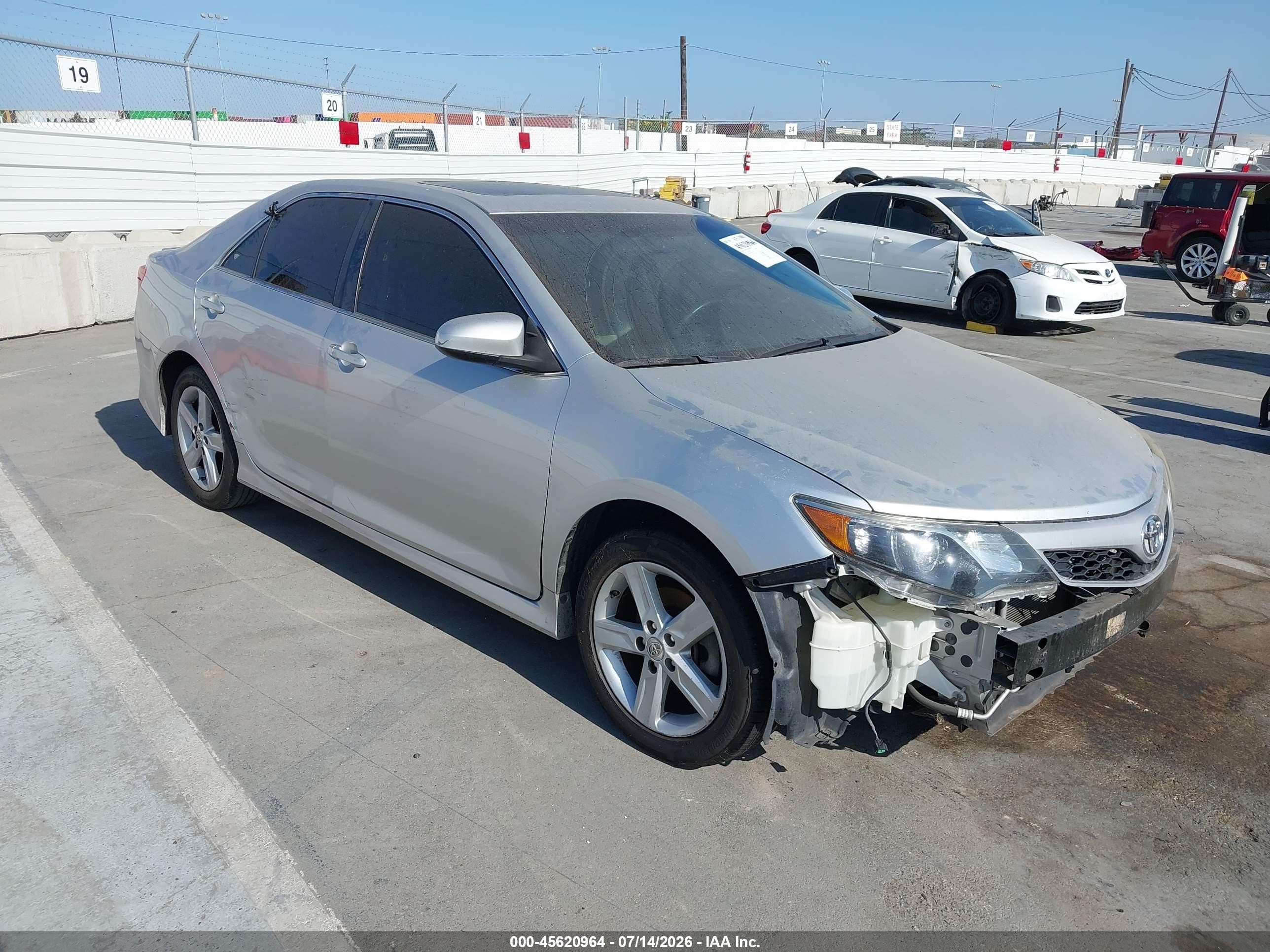 2012 Toyota Camry Se Silver vin: 4T1BF1FK8CU126170