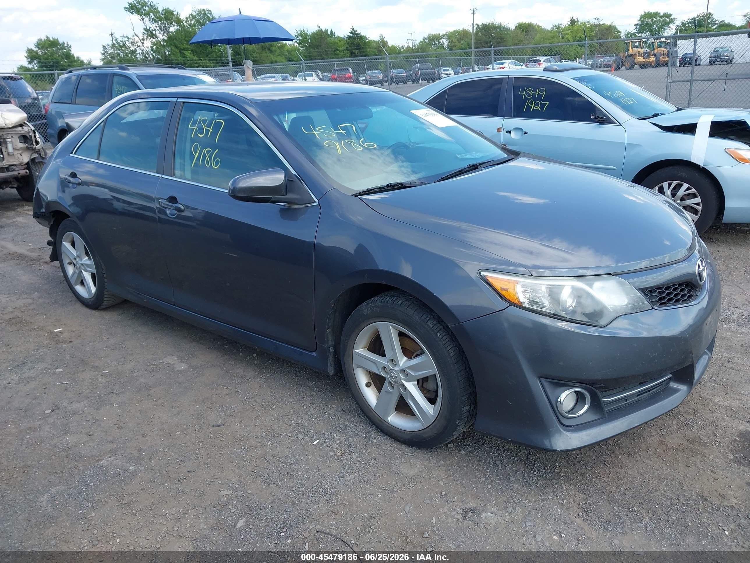 2012 Toyota Camry Se Gray vin: 4T1BF1FK8CU173358