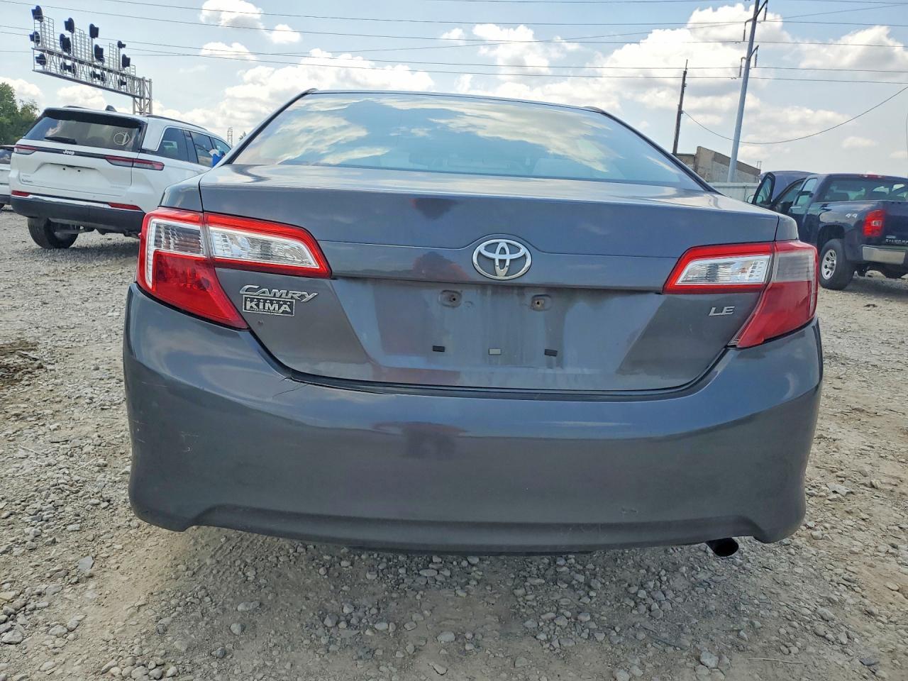 2012 Toyota Camry Le Gray vin: 4T1BF1FK8CU200560