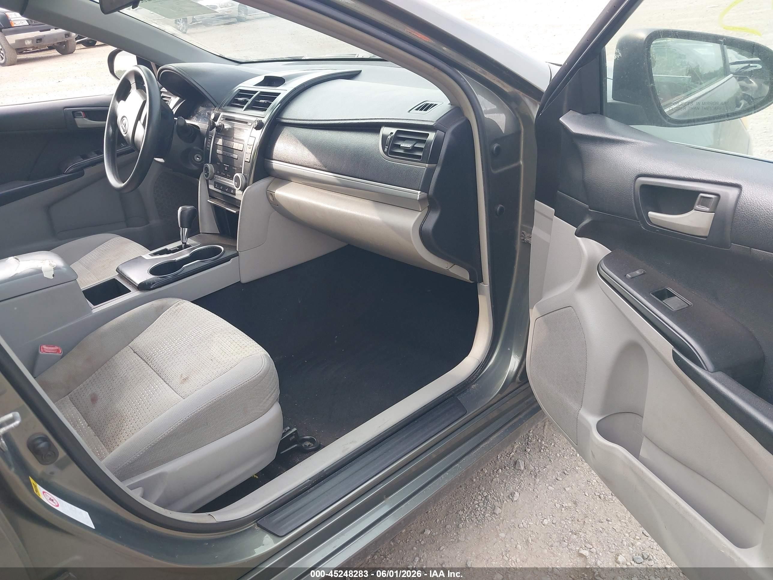 2012 Toyota Camry L Зеленый vin: 4T1BF1FK8CU511986