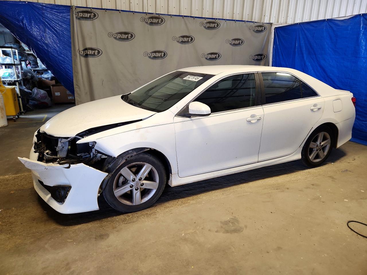 2012 Toyota Camry Se White vin: 4T1BF1FK8CU513379