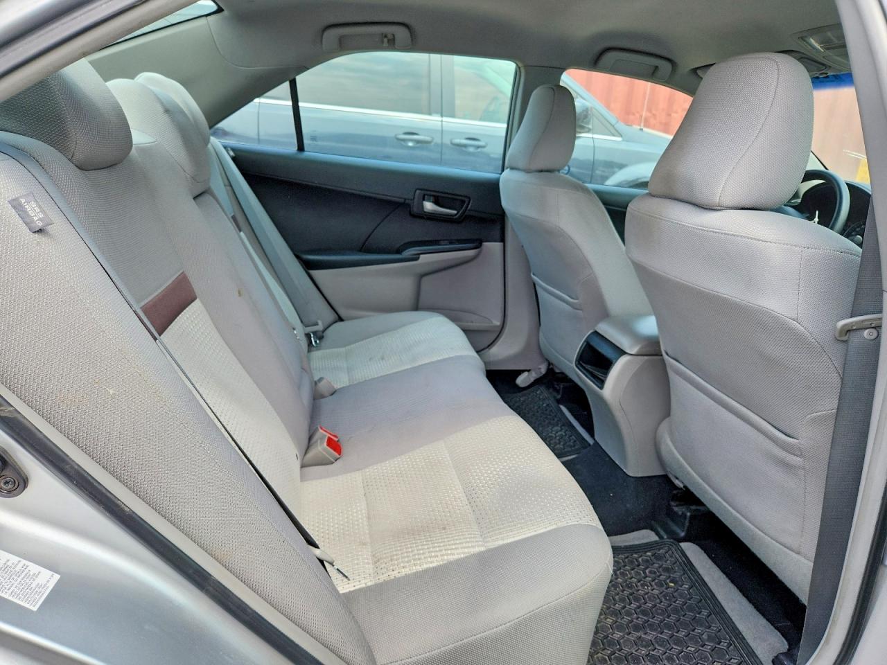 2012 Toyota Camry L Silver vin: 4T1BF1FK8CU520994