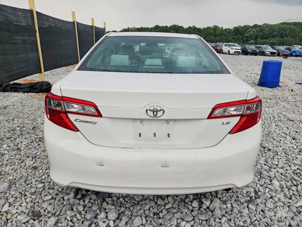 2012 Toyota Camry Le White vin: 4T1BF1FK8CU531753