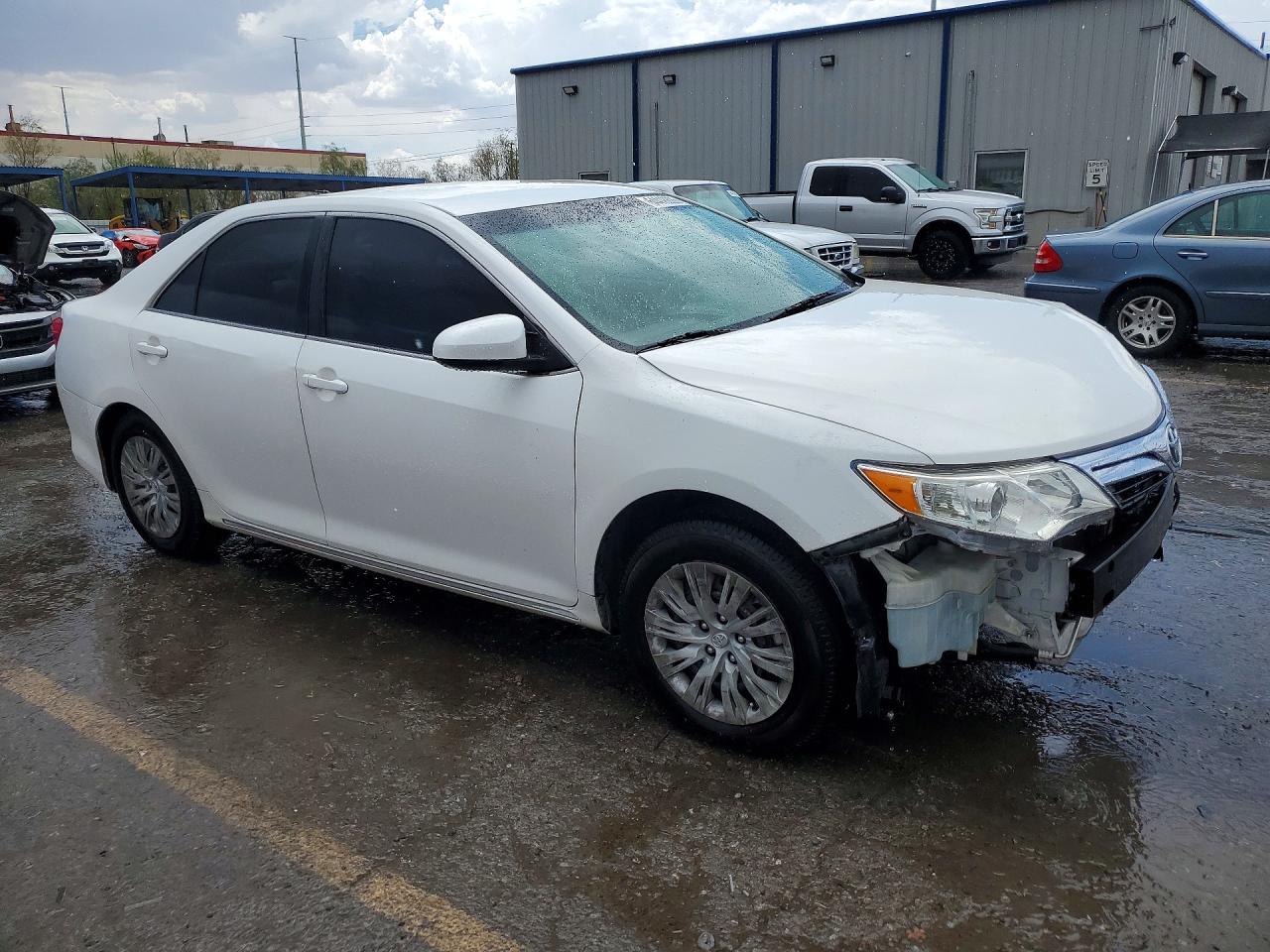 2012 Toyota Camry Le White vin: 4T1BF1FK8CU532241