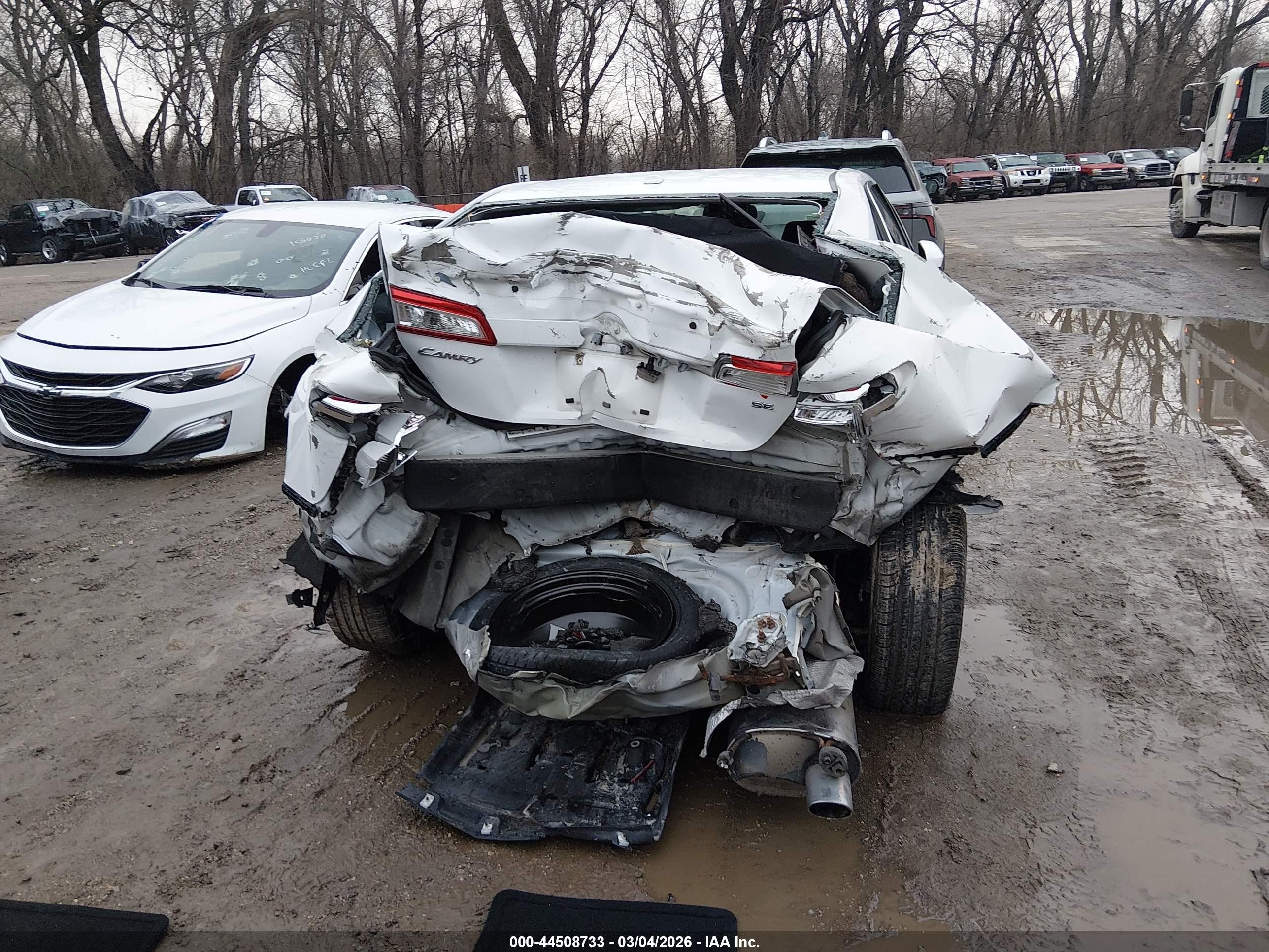 2012 Toyota Camry Se White vin: 4T1BF1FK8CU555731