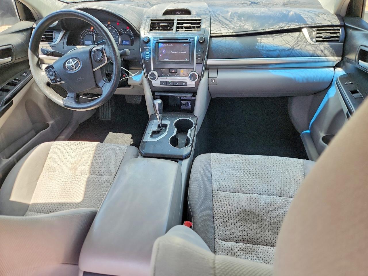 2012 Toyota Camry Le Белый vin: 4T1BF1FK8CU555924