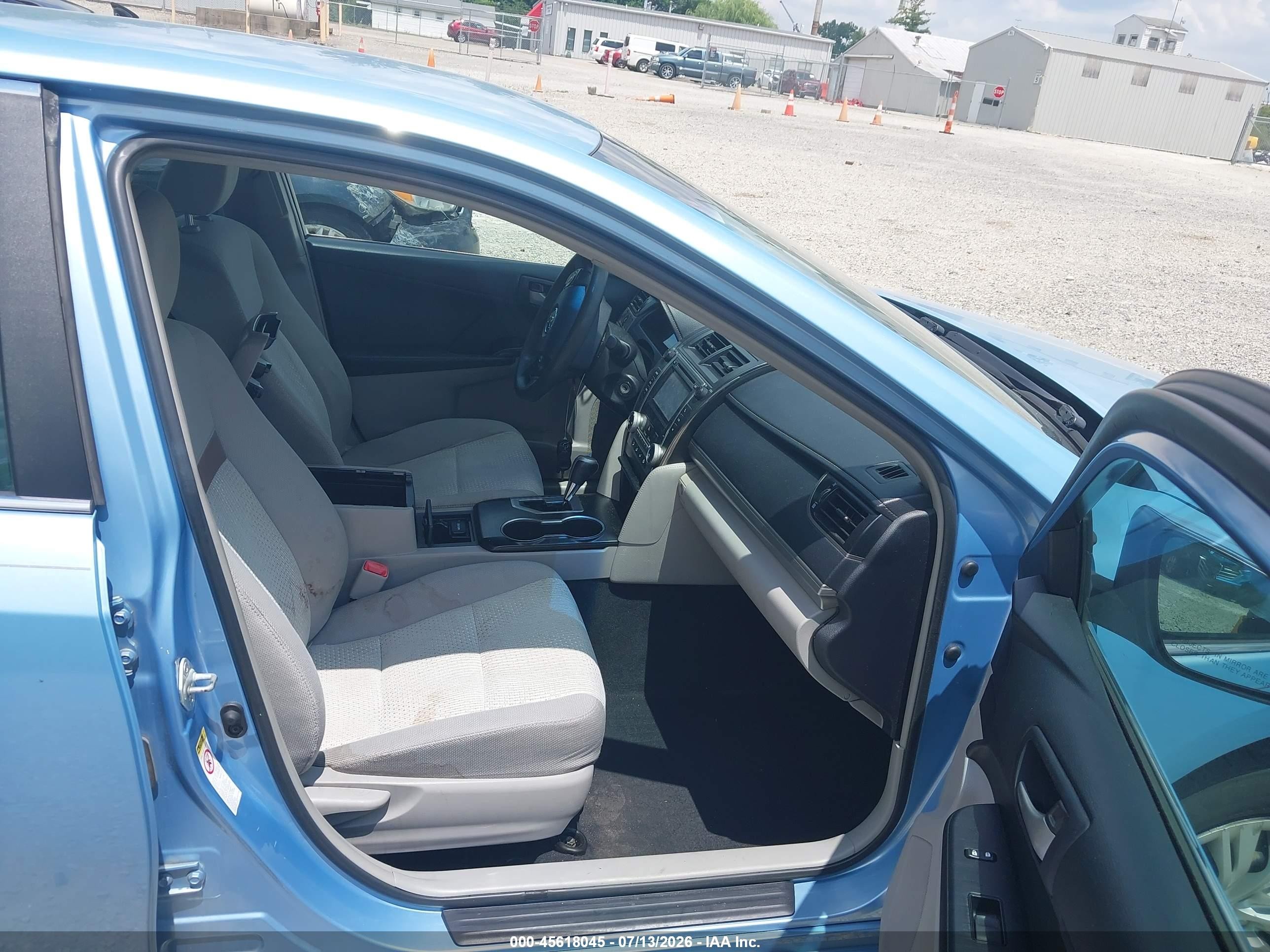 2012 Toyota Camry Le Blue vin: 4T1BF1FK8CU556491