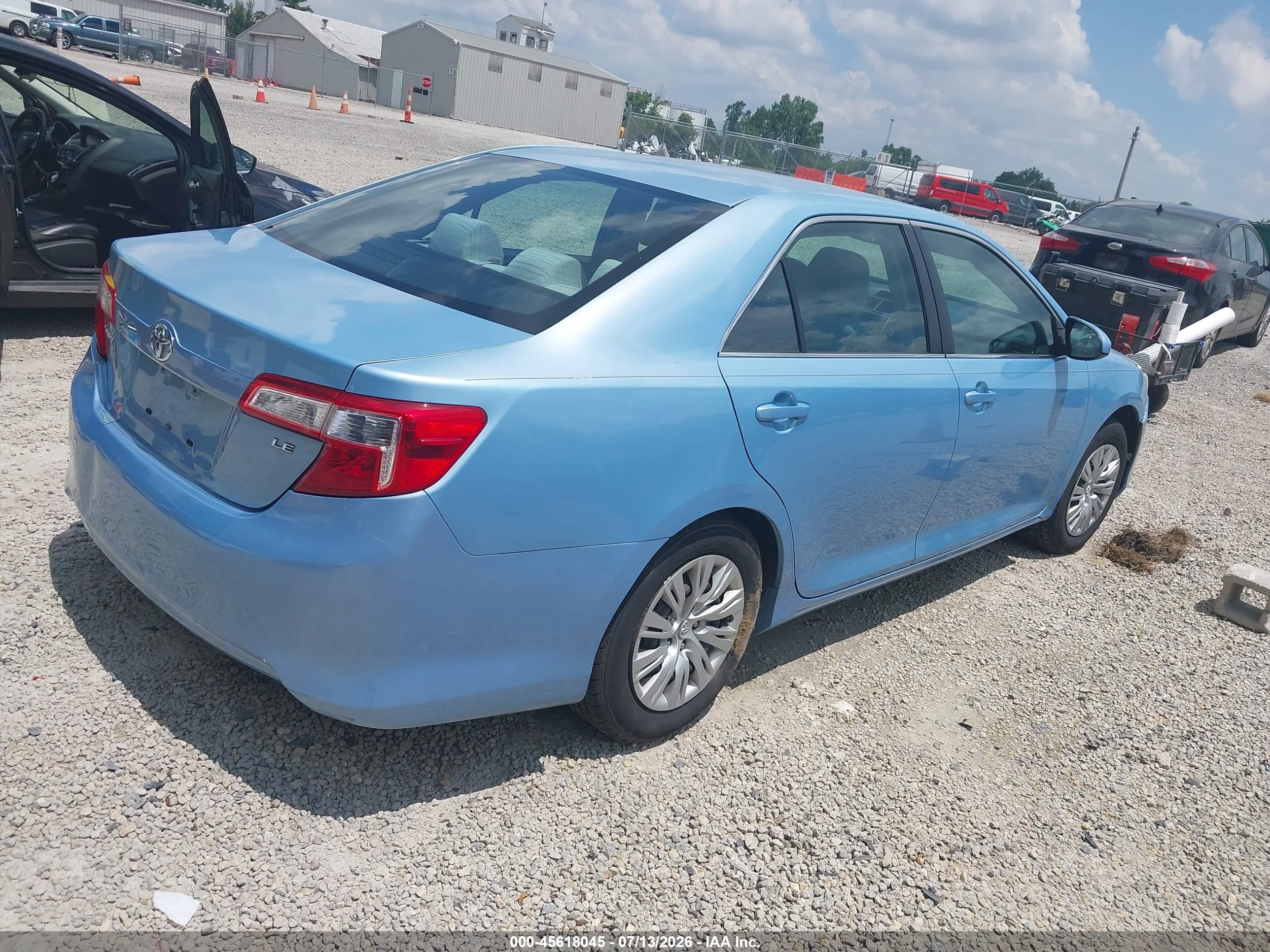 2012 Toyota Camry Le Blue vin: 4T1BF1FK8CU556491