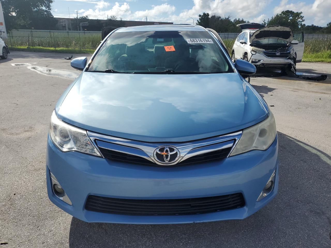 2012 Toyota Camry Base Blue vin: 4T1BF1FK8CU556961