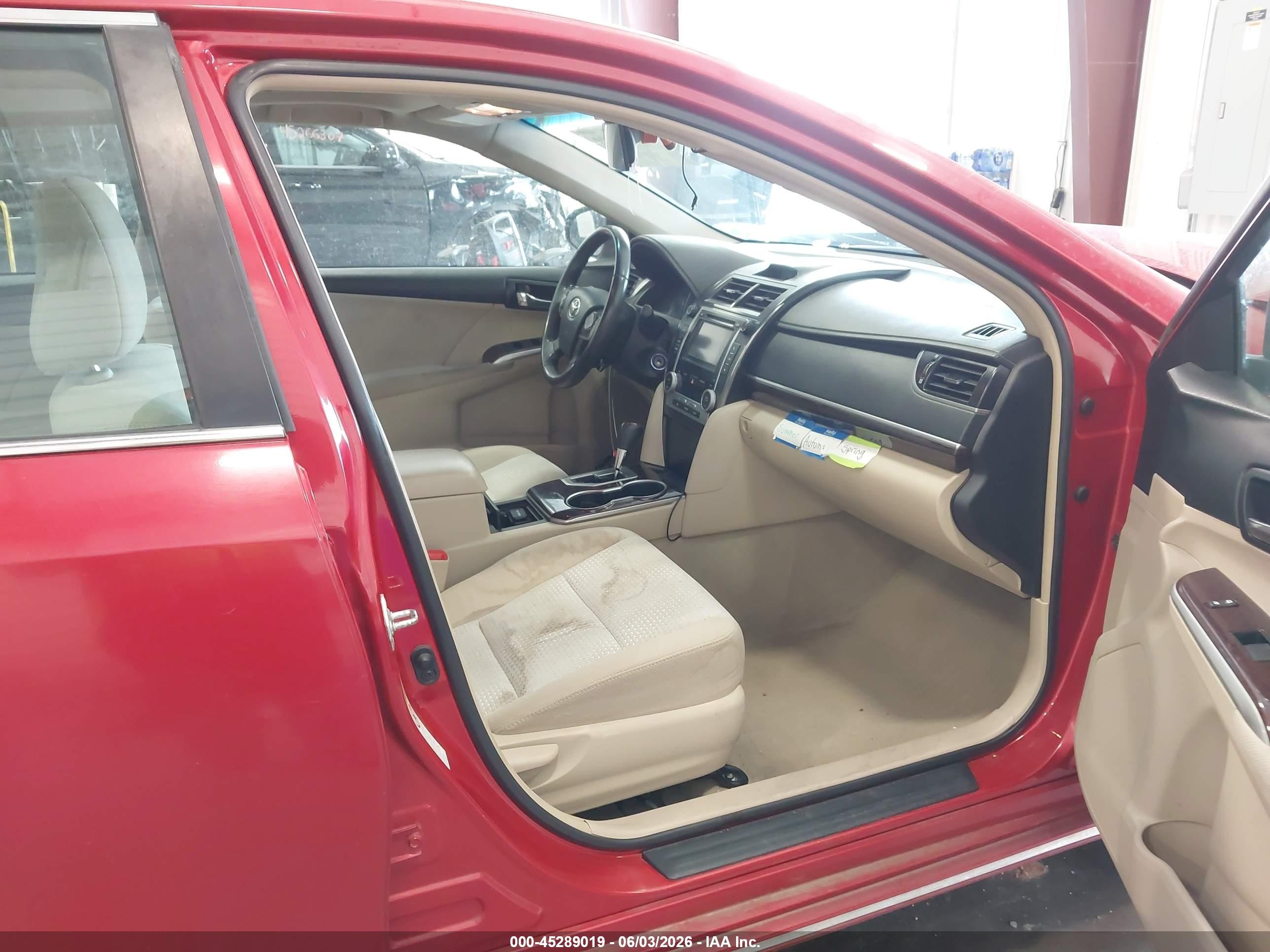2012 Toyota Camry Xle Red vin: 4T1BF1FK8CU564932