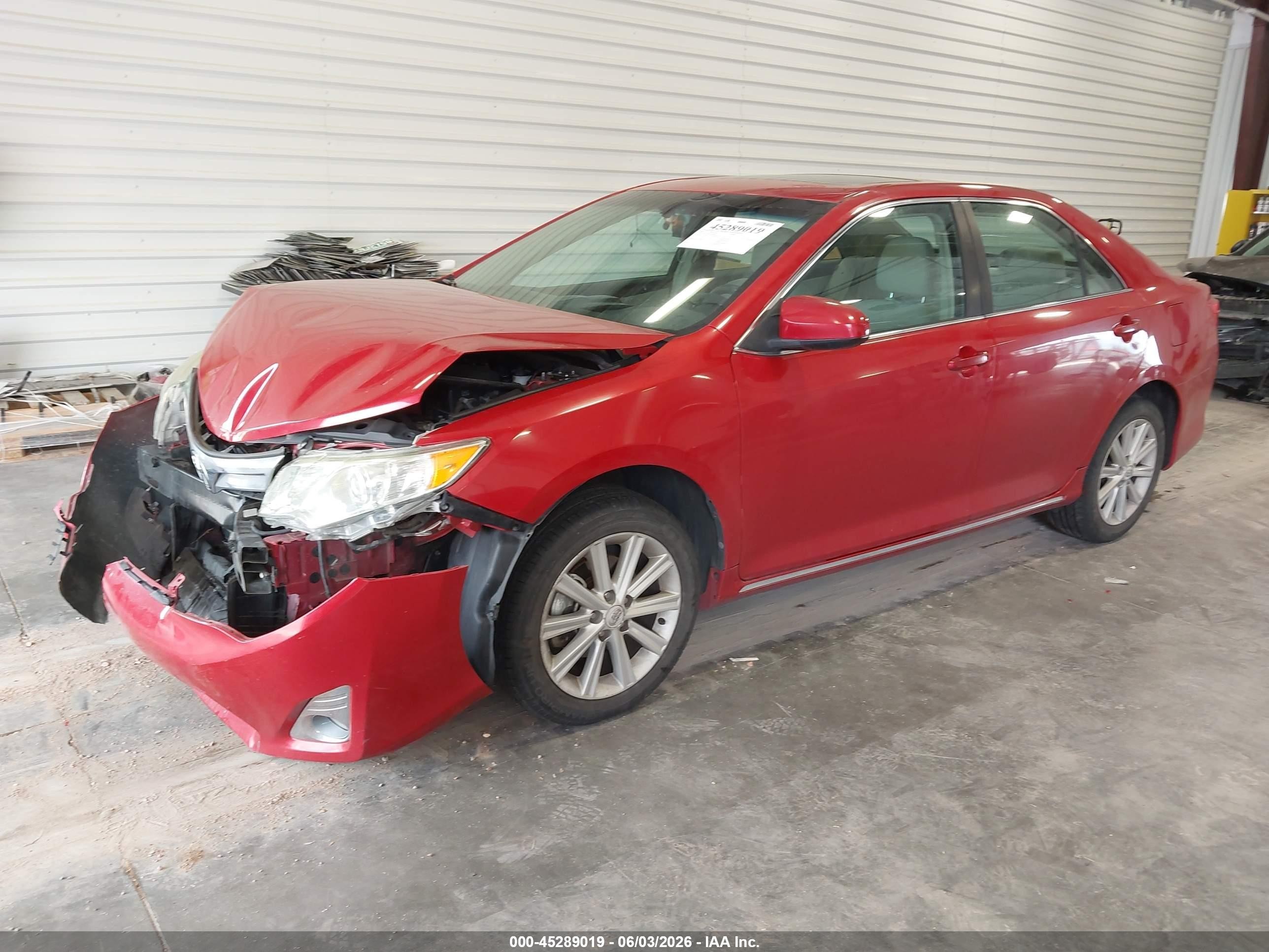 2012 Toyota Camry Xle Red vin: 4T1BF1FK8CU564932