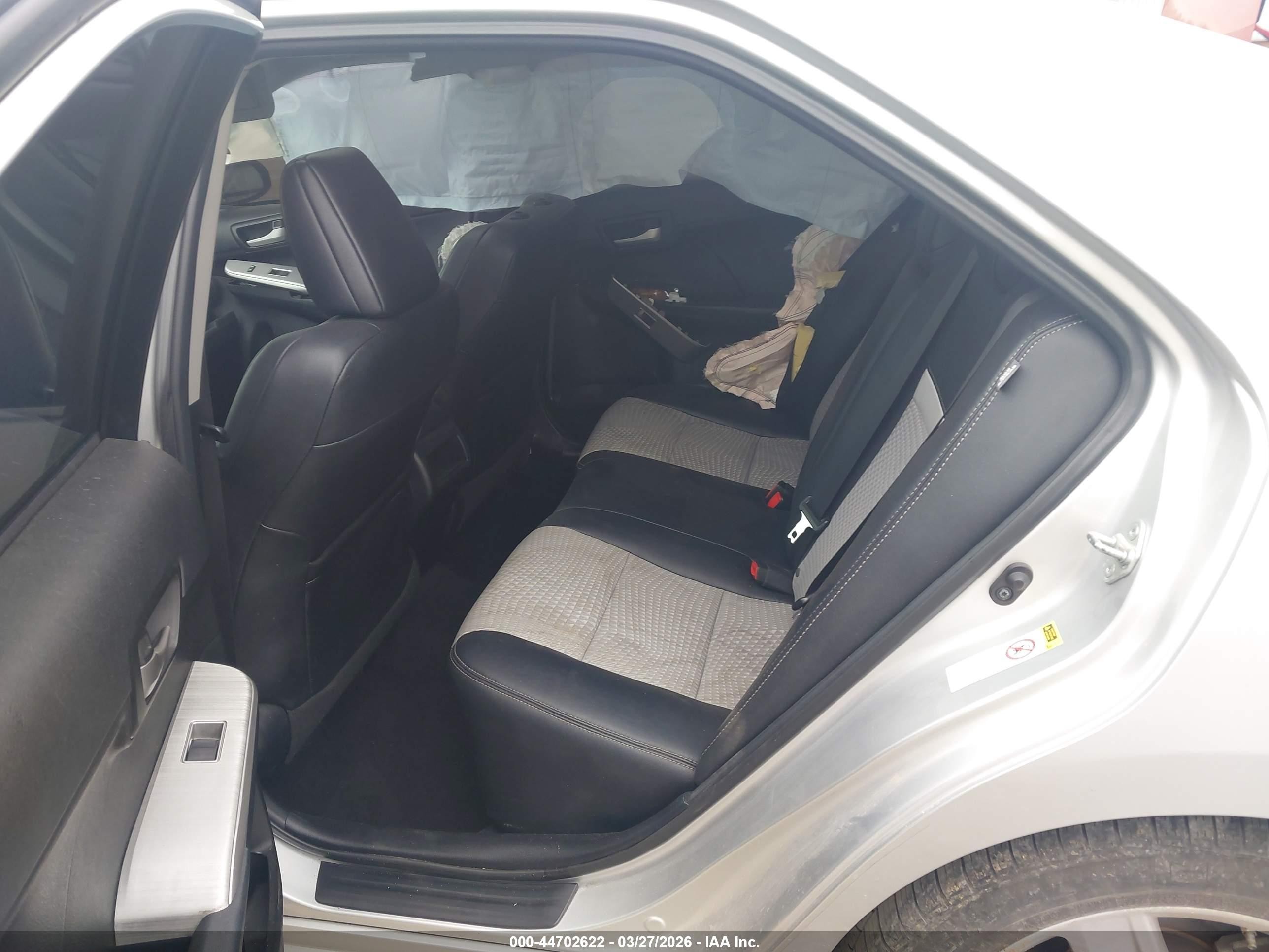 2012 Toyota Camry Se Silver vin: 4T1BF1FK8CU598739