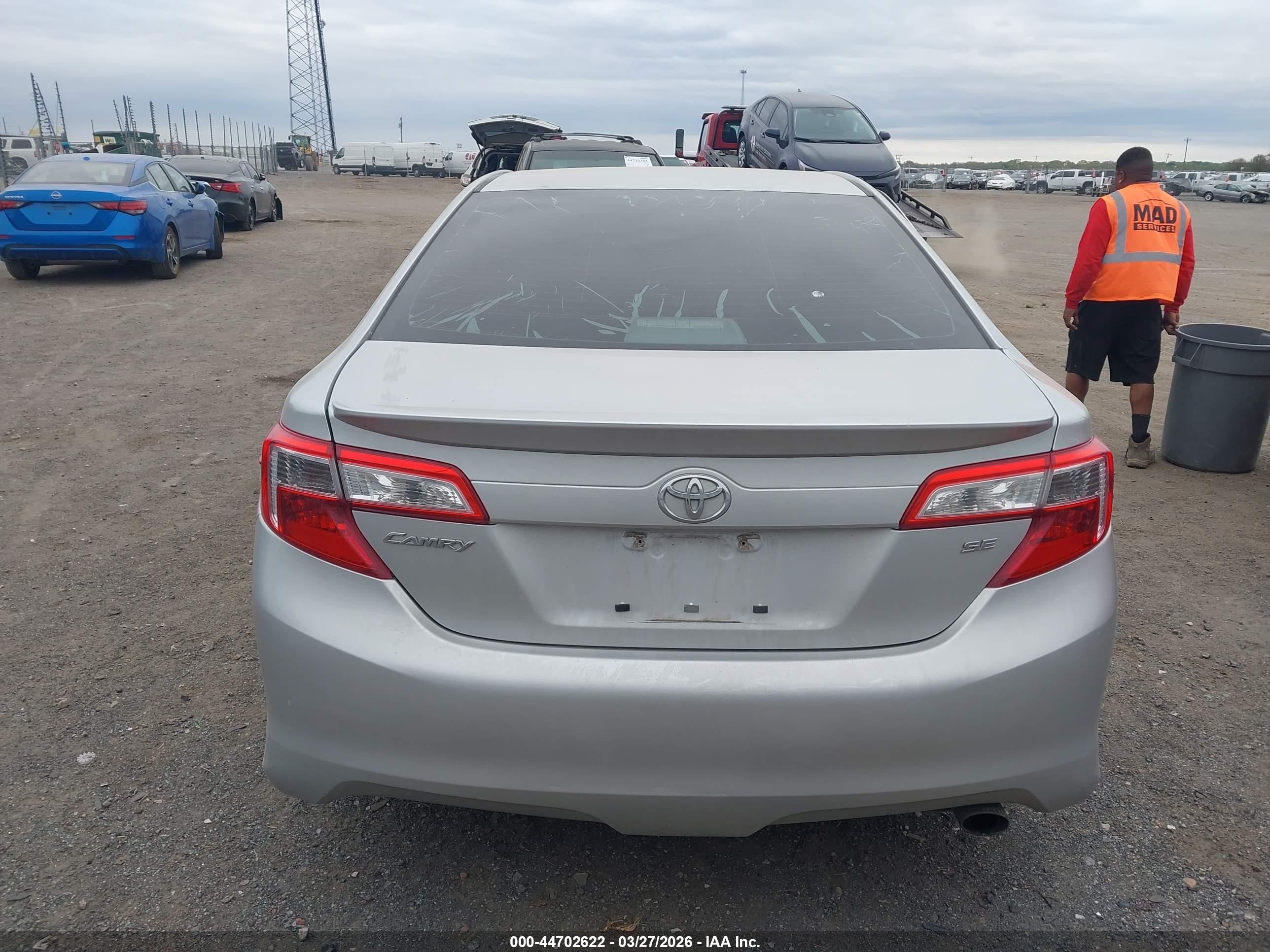 2012 Toyota Camry Se Silver vin: 4T1BF1FK8CU598739