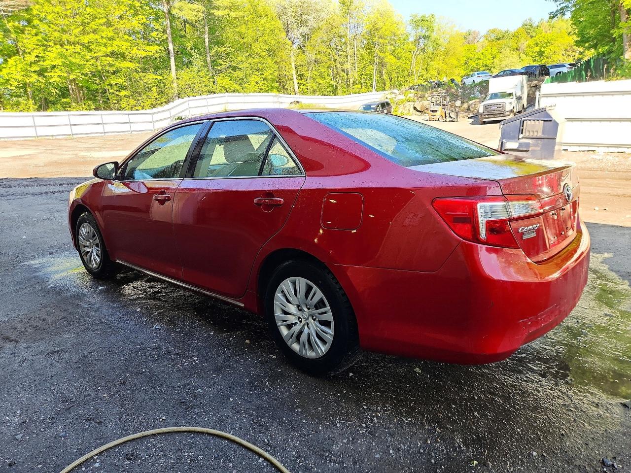 2012 Toyota Camry Le Red vin: 4T1BF1FK8CU613482