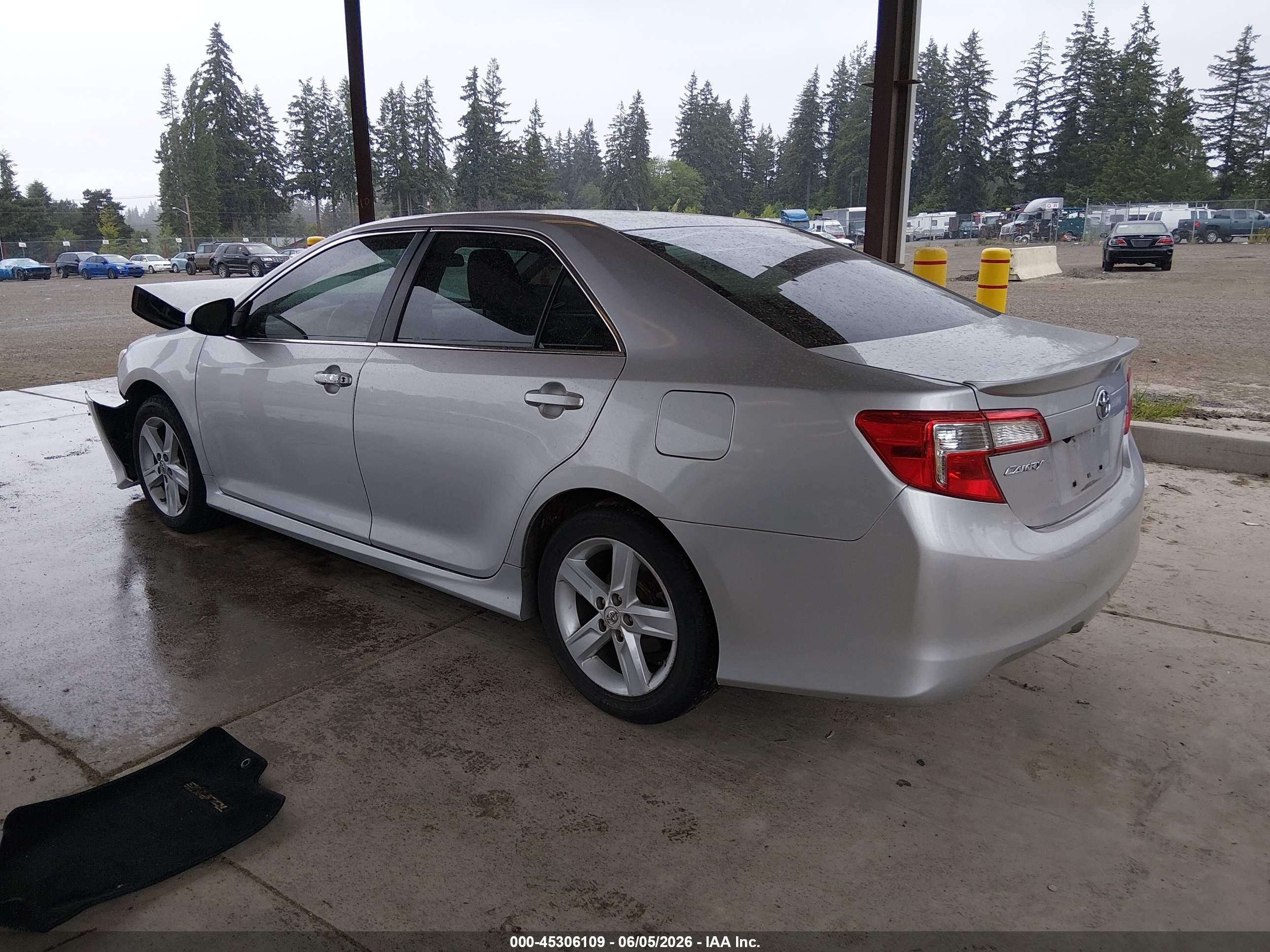 2012 Toyota Camry Se Silver vin: 4T1BF1FK8CU631044