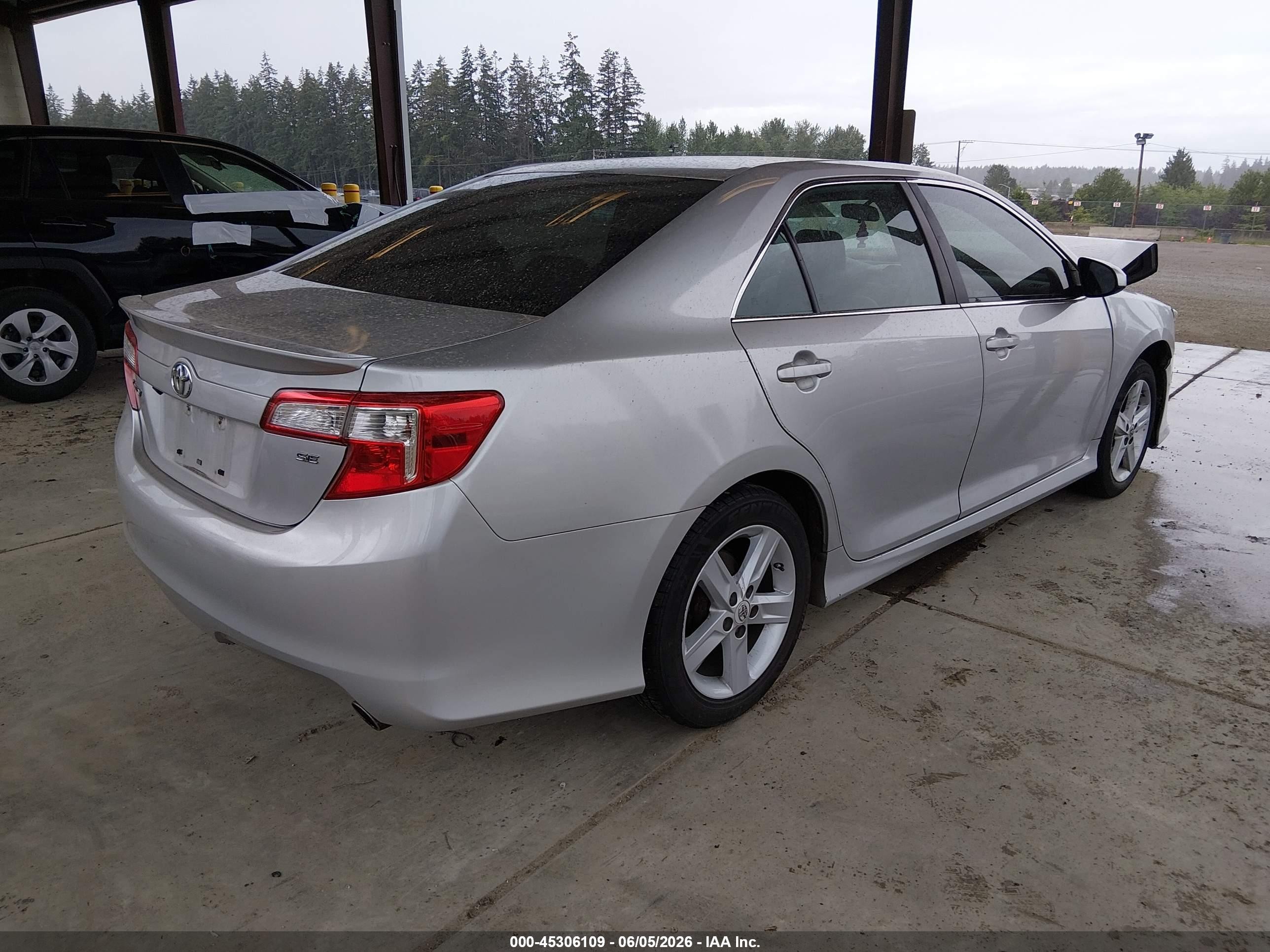 2012 Toyota Camry Se Silver vin: 4T1BF1FK8CU631044