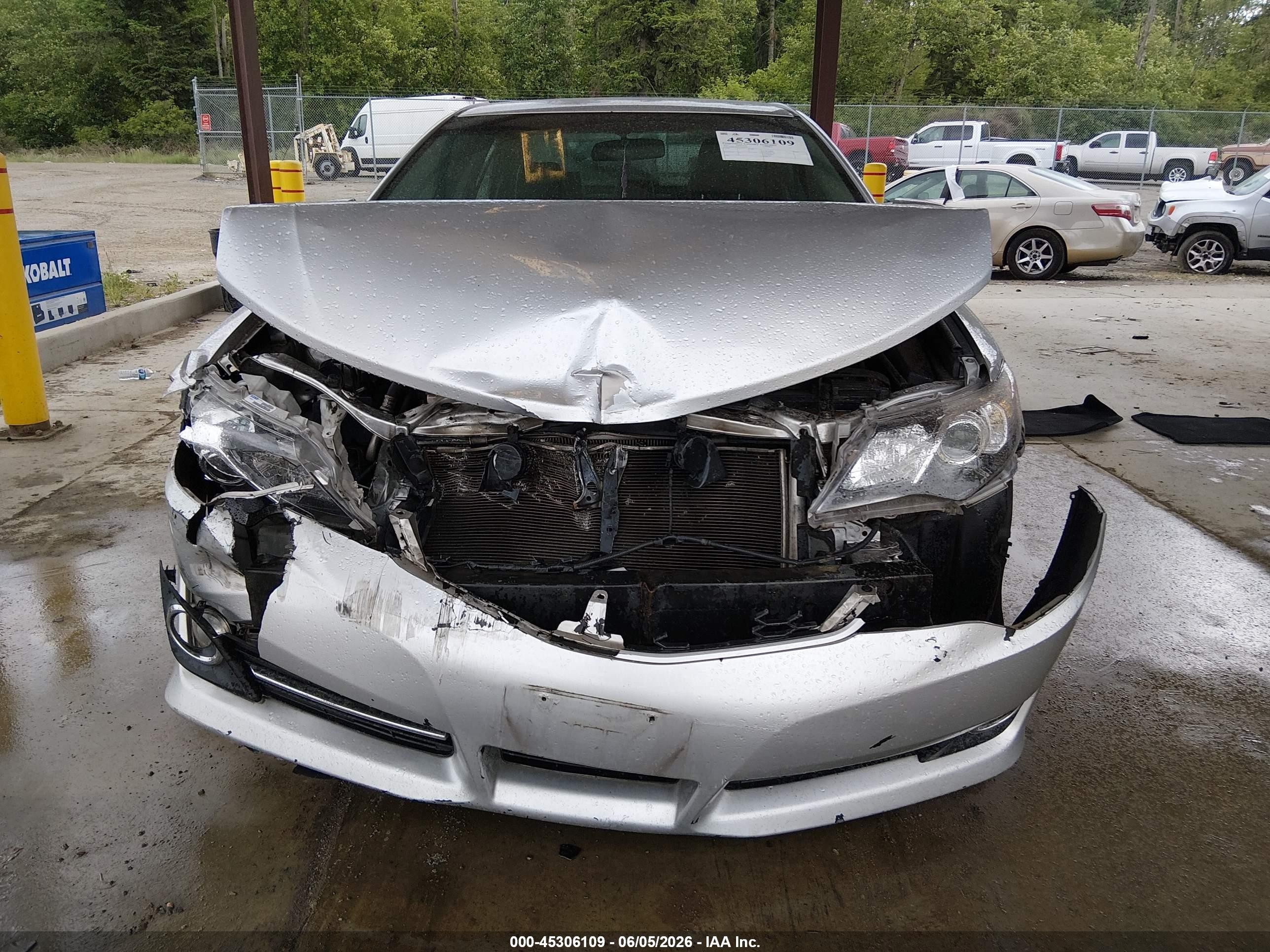 2012 Toyota Camry Se Silver vin: 4T1BF1FK8CU631044