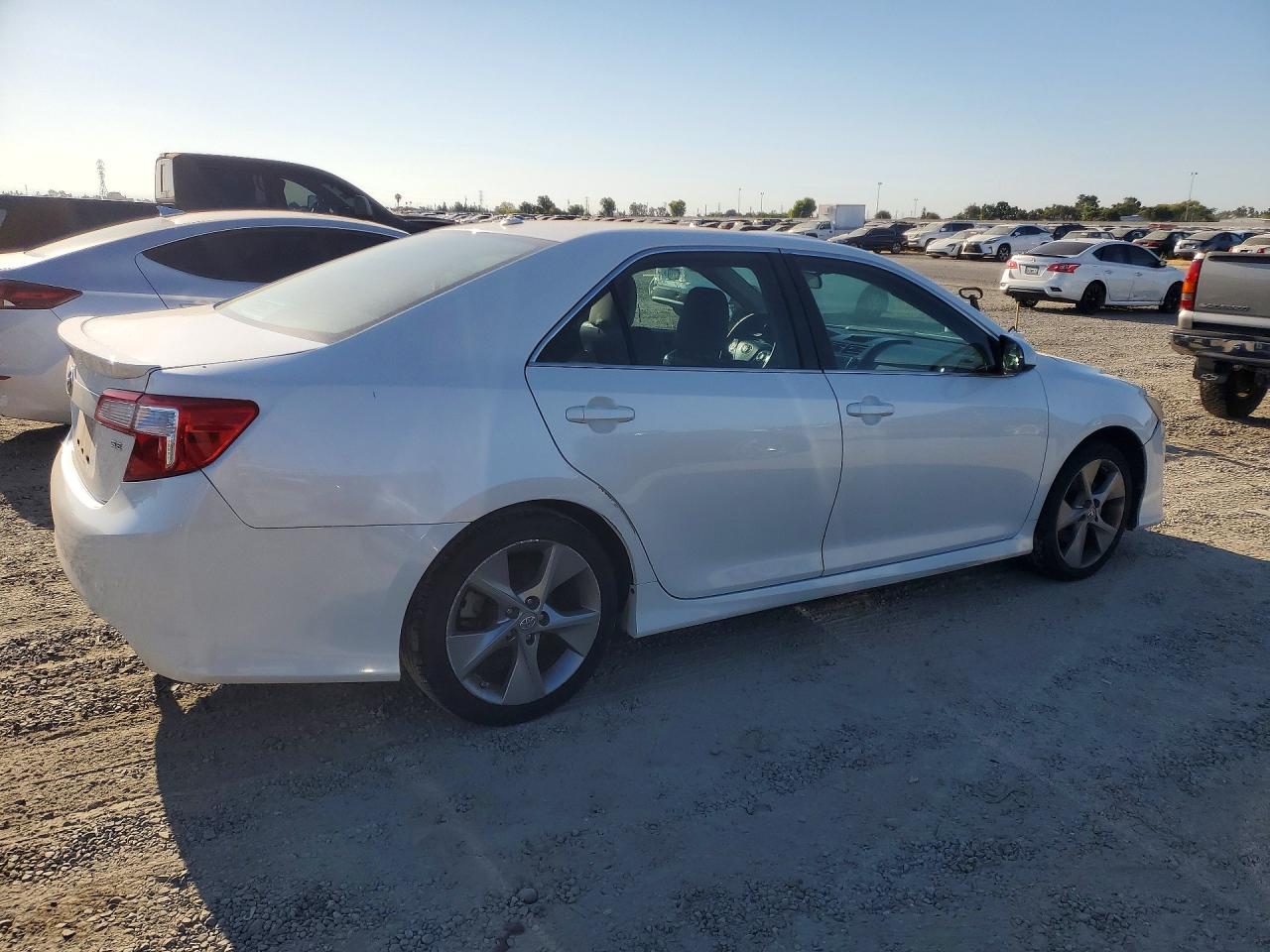 2012 Toyota Camry Se Sport Limited Edition Белый vin: 4T1BF1FK8CU633098