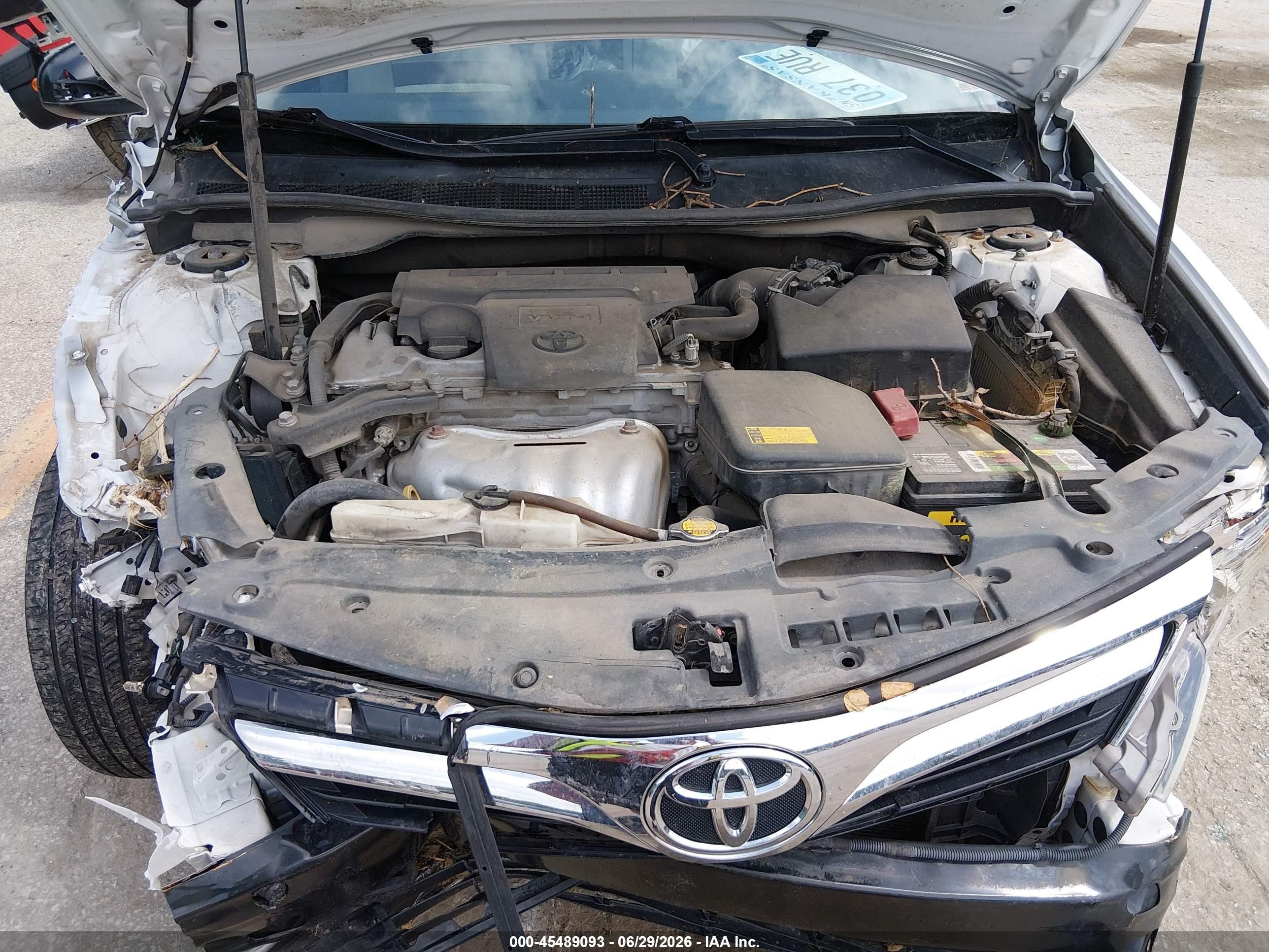 2013 Toyota Camry Le White vin: 4T1BF1FK8DU205730