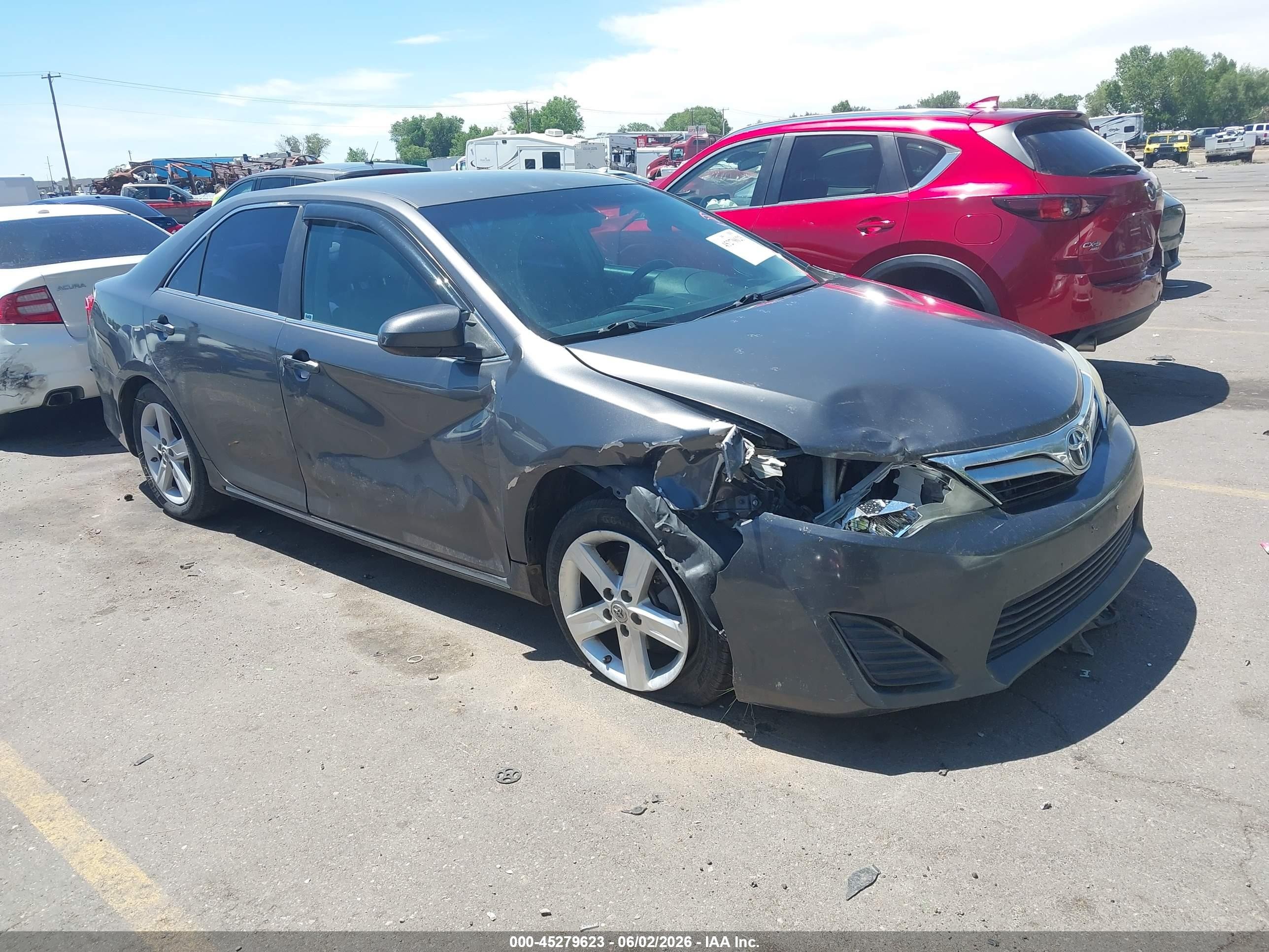 2013 Toyota Camry Le Серебряный vin: 4T1BF1FK8DU212029