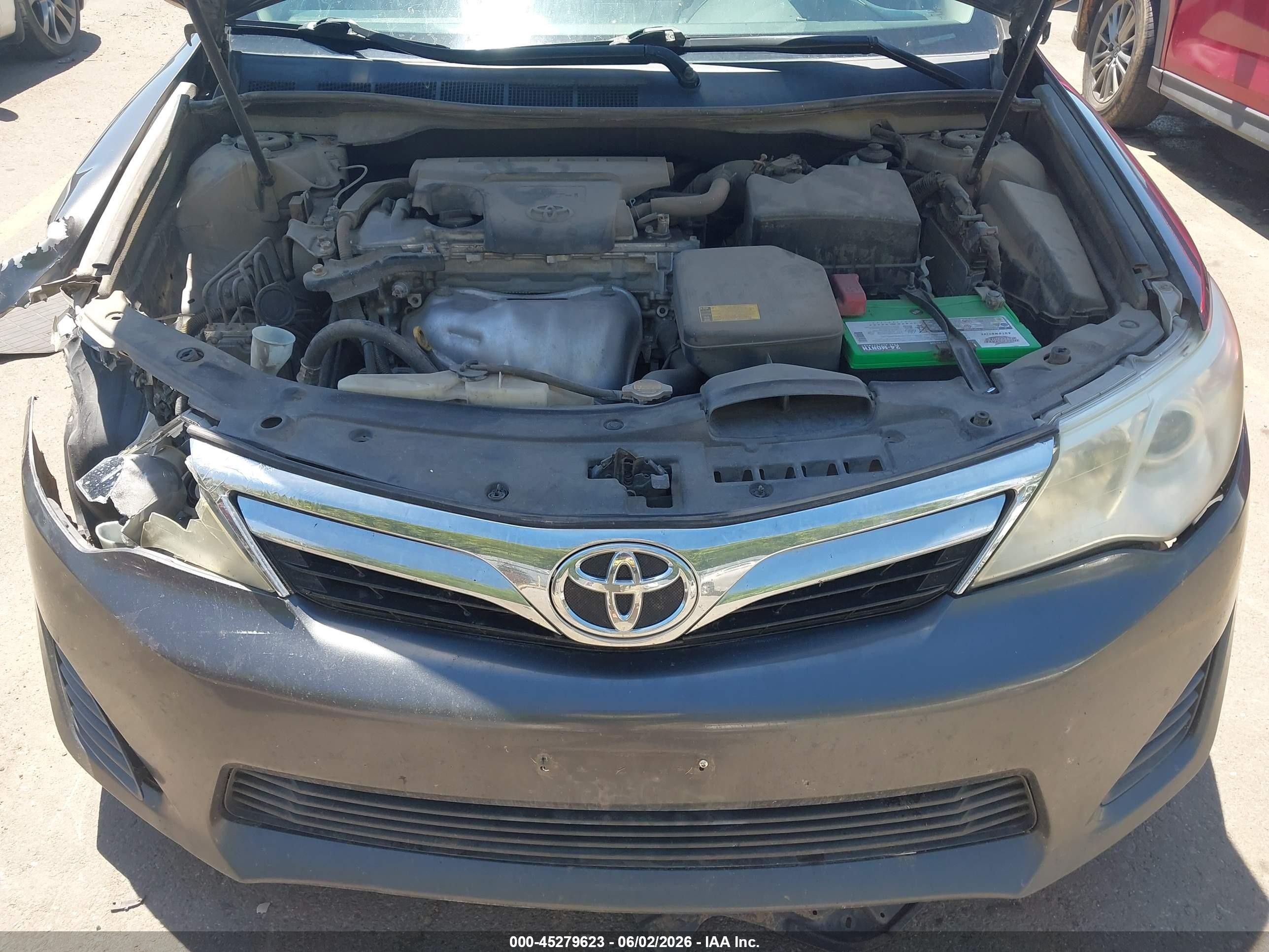 2013 Toyota Camry Le Серебряный vin: 4T1BF1FK8DU212029