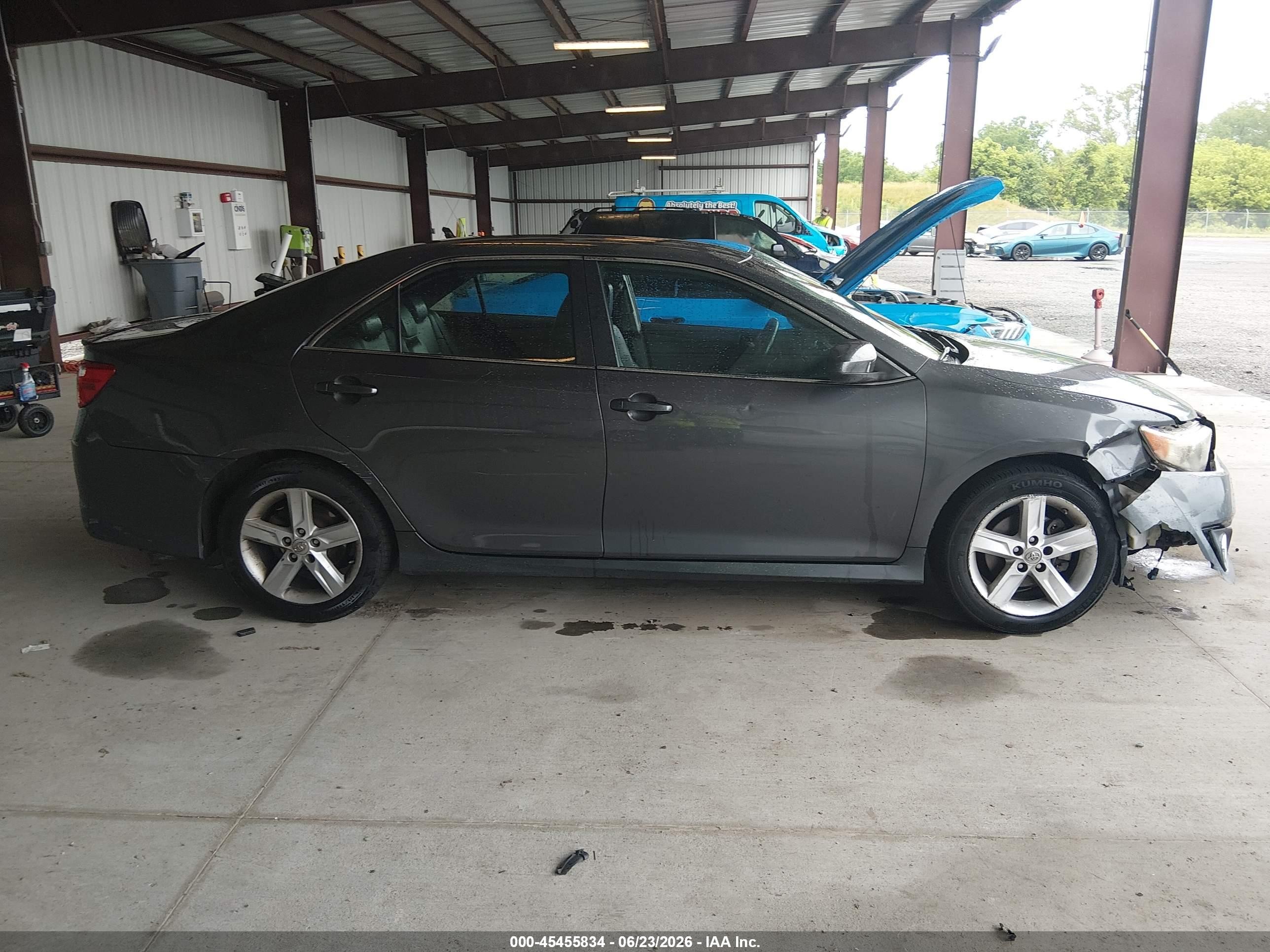 2013 Toyota Camry Se Gray vin: 4T1BF1FK8DU212497