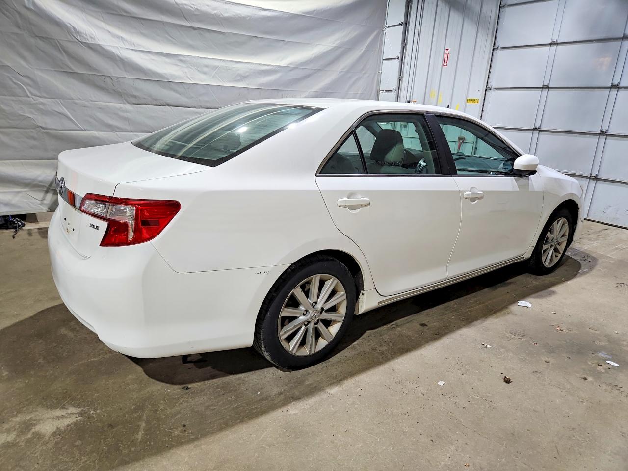 2013 Toyota Camry Xle White vin: 4T1BF1FK8DU238193