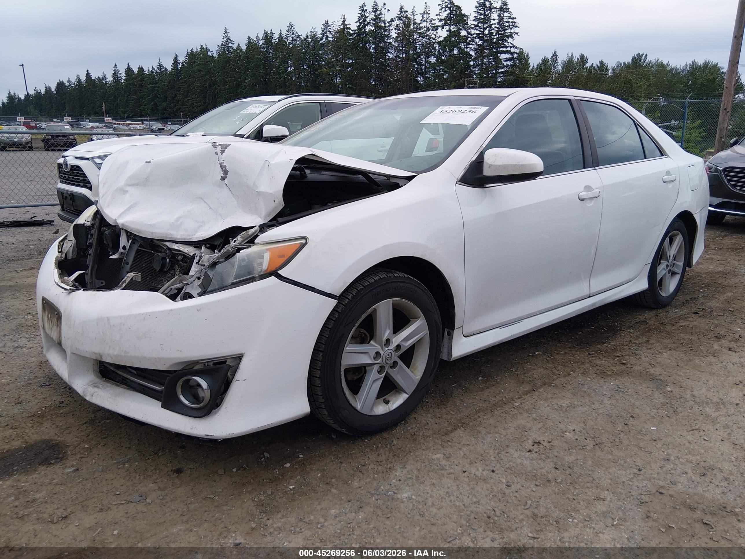 2013 Toyota Camry Se White vin: 4T1BF1FK8DU244141