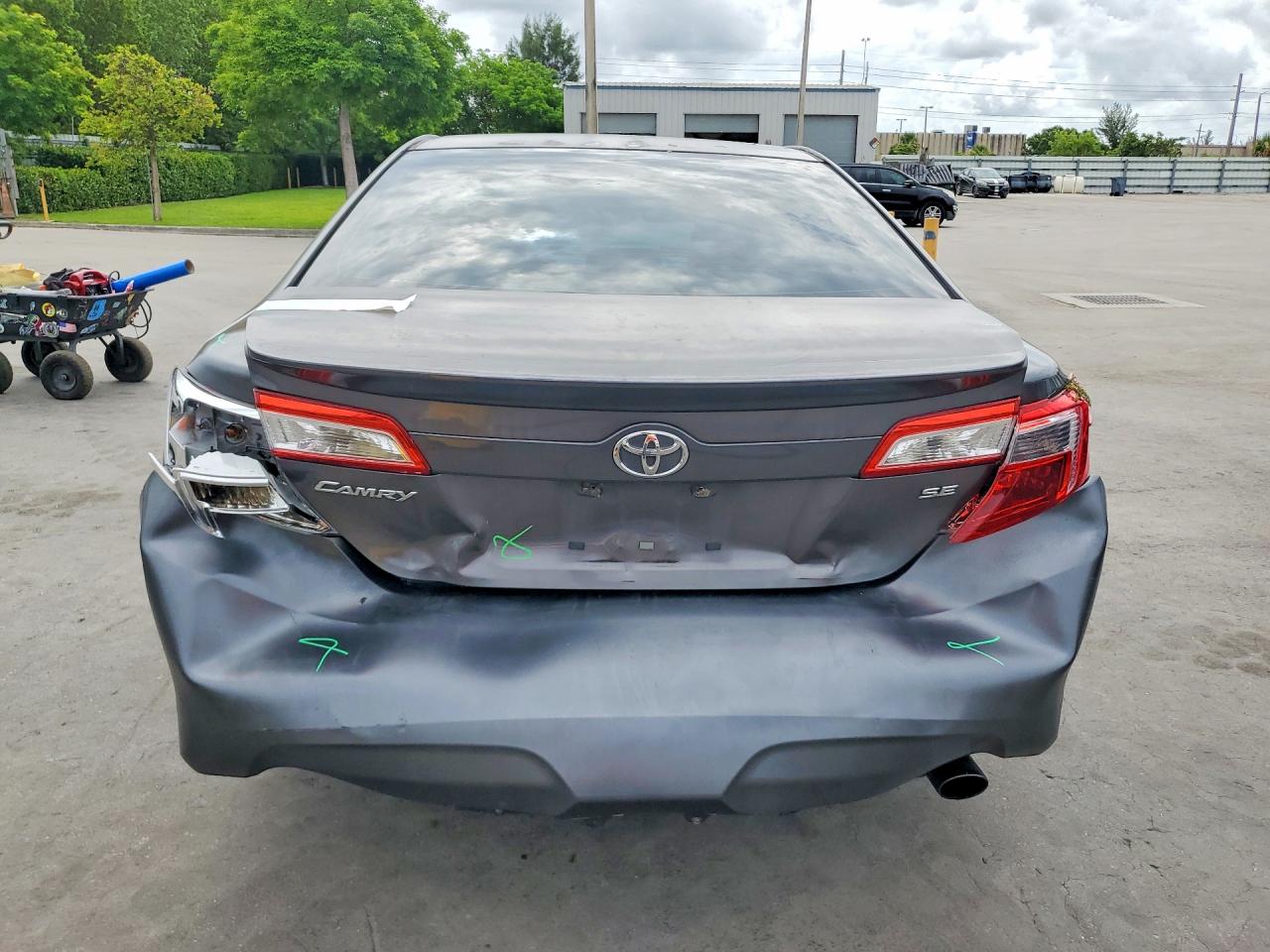 2013 Toyota Camry Se Silver vin: 4T1BF1FK8DU270870