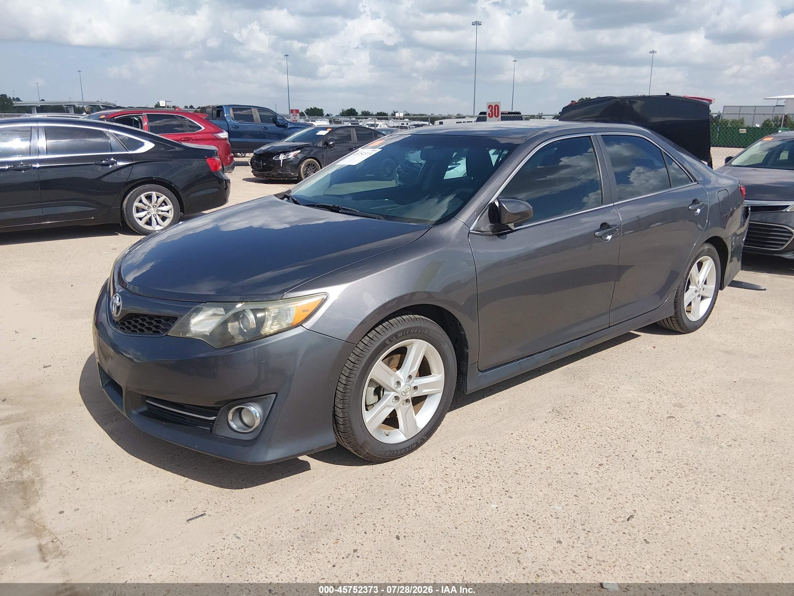 2013 Toyota Camry Se Gray vin: 4T1BF1FK8DU287426