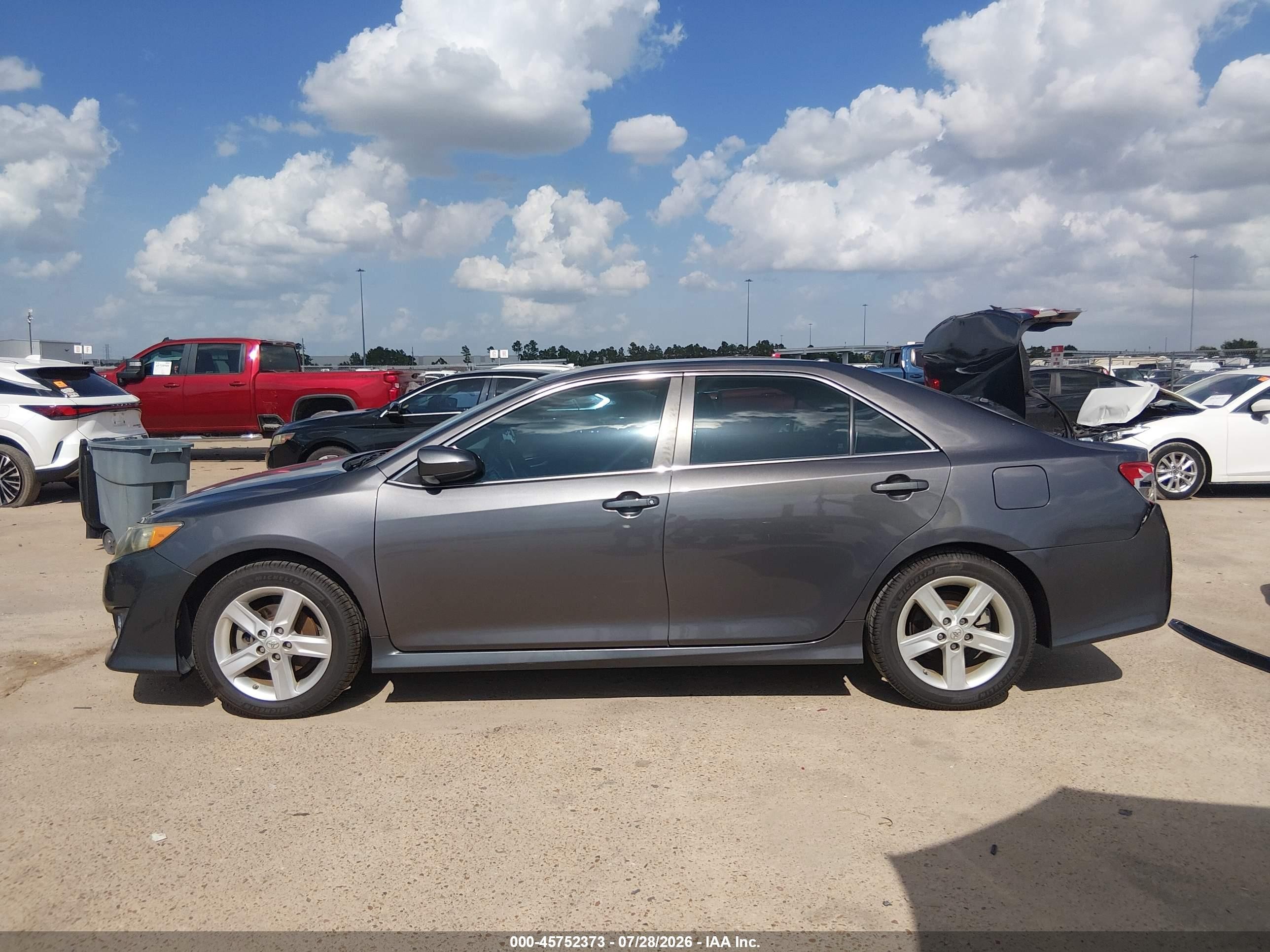 2013 Toyota Camry Se Gray vin: 4T1BF1FK8DU287426