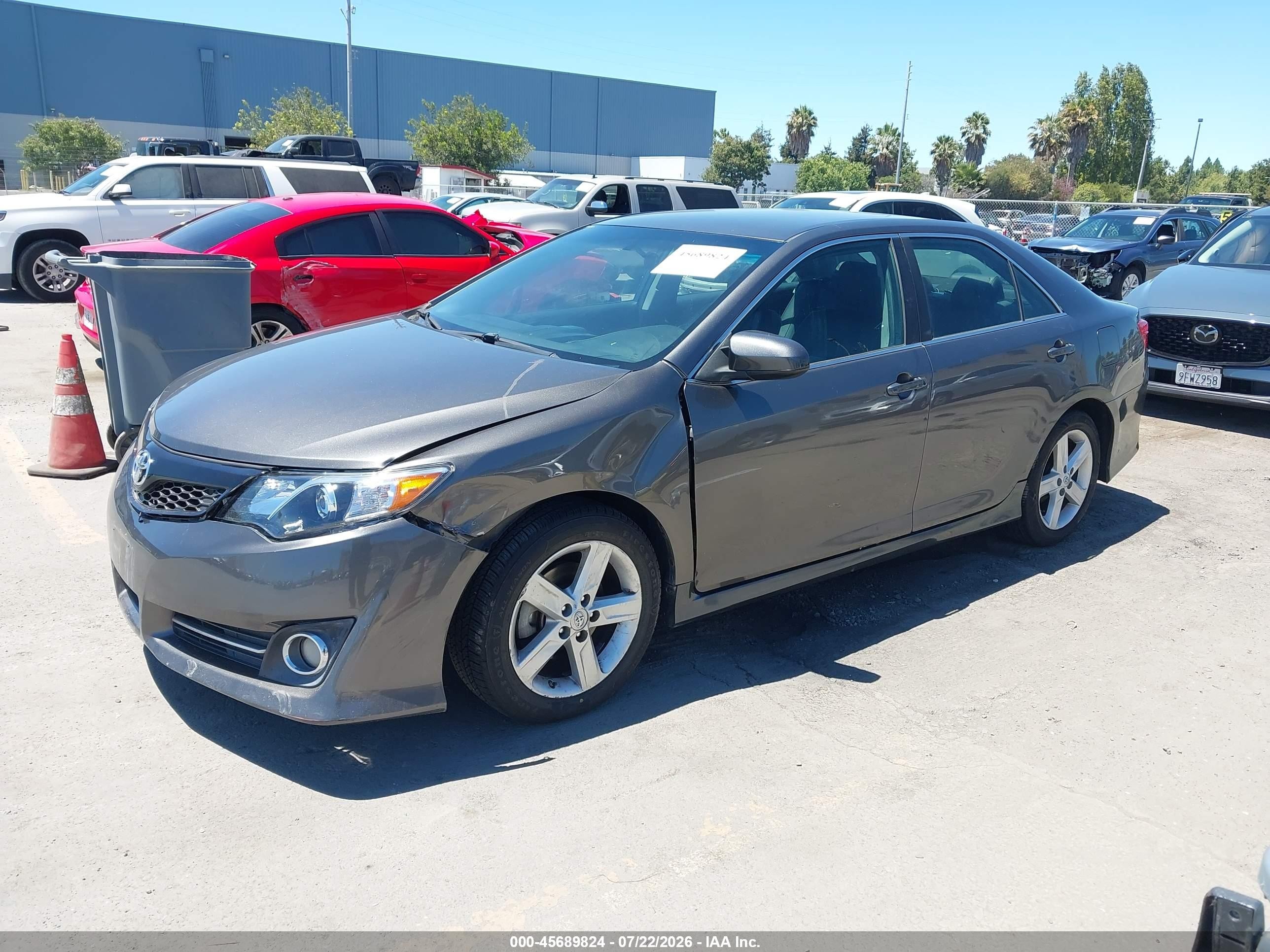 2013 Toyota Camry Se Gray vin: 4T1BF1FK8DU289743