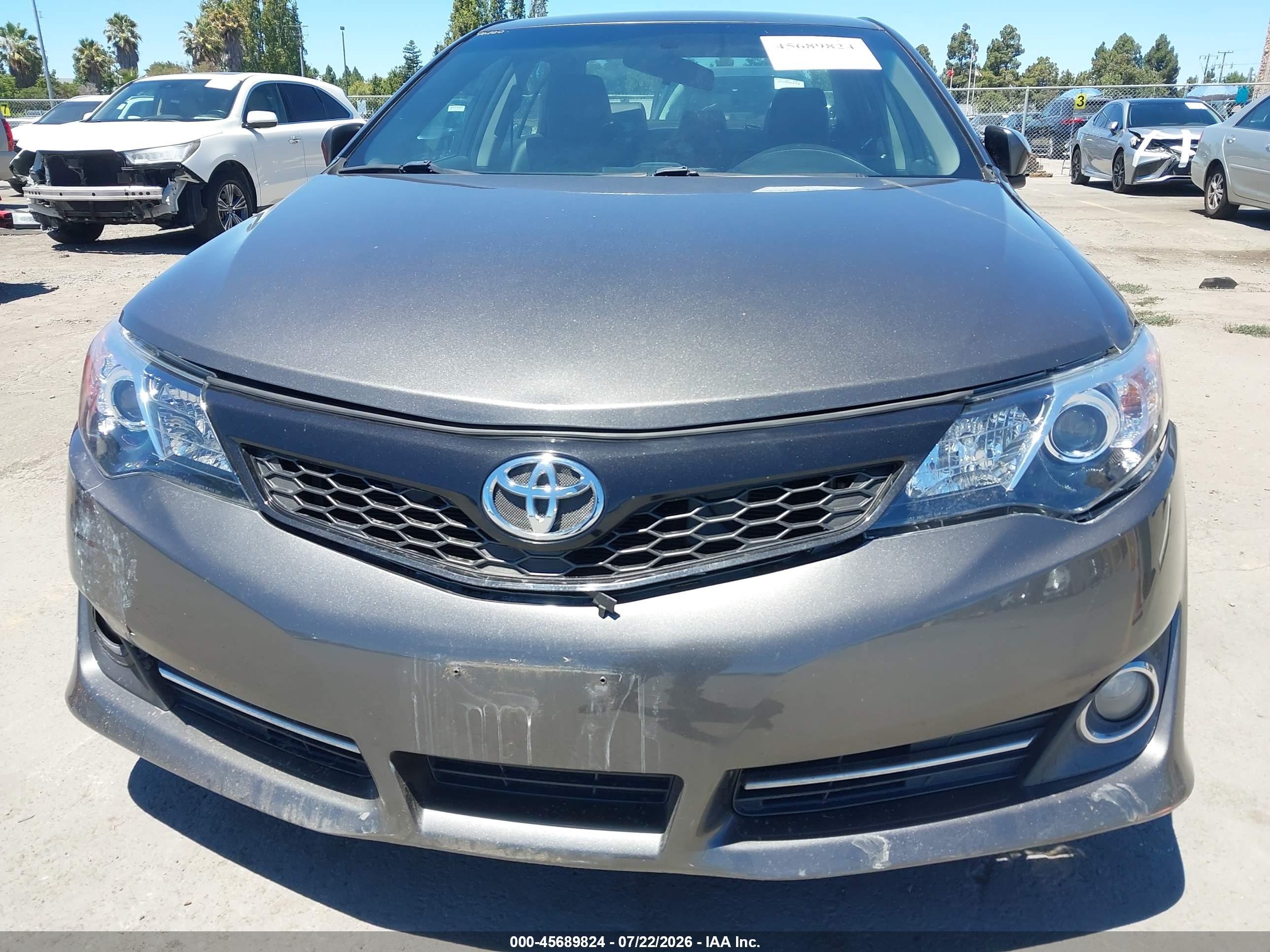 2013 Toyota Camry Se Gray vin: 4T1BF1FK8DU289743
