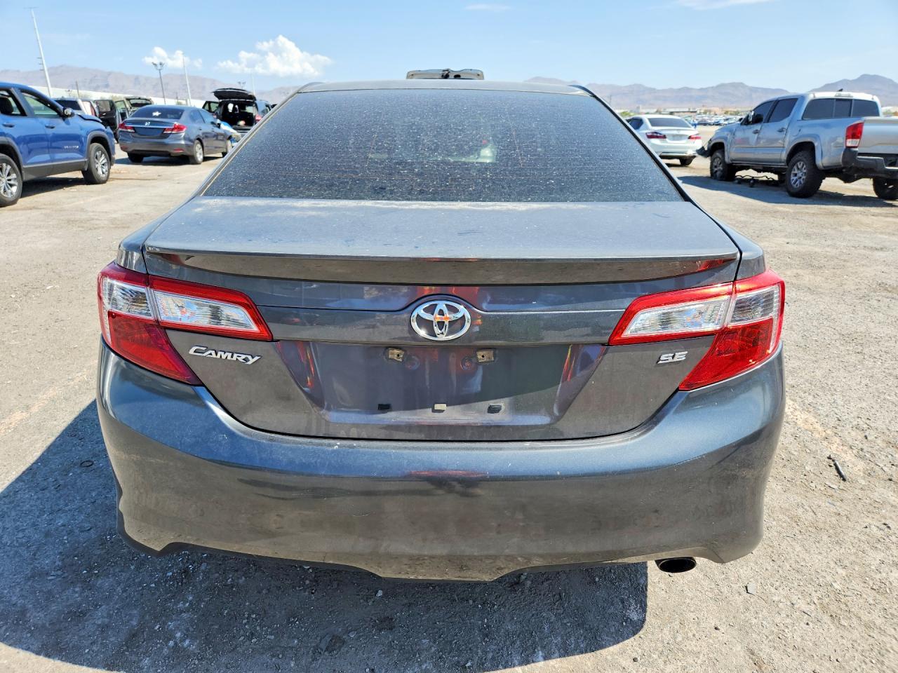 2013 Toyota Camry Se Charcoal vin: 4T1BF1FK8DU294196
