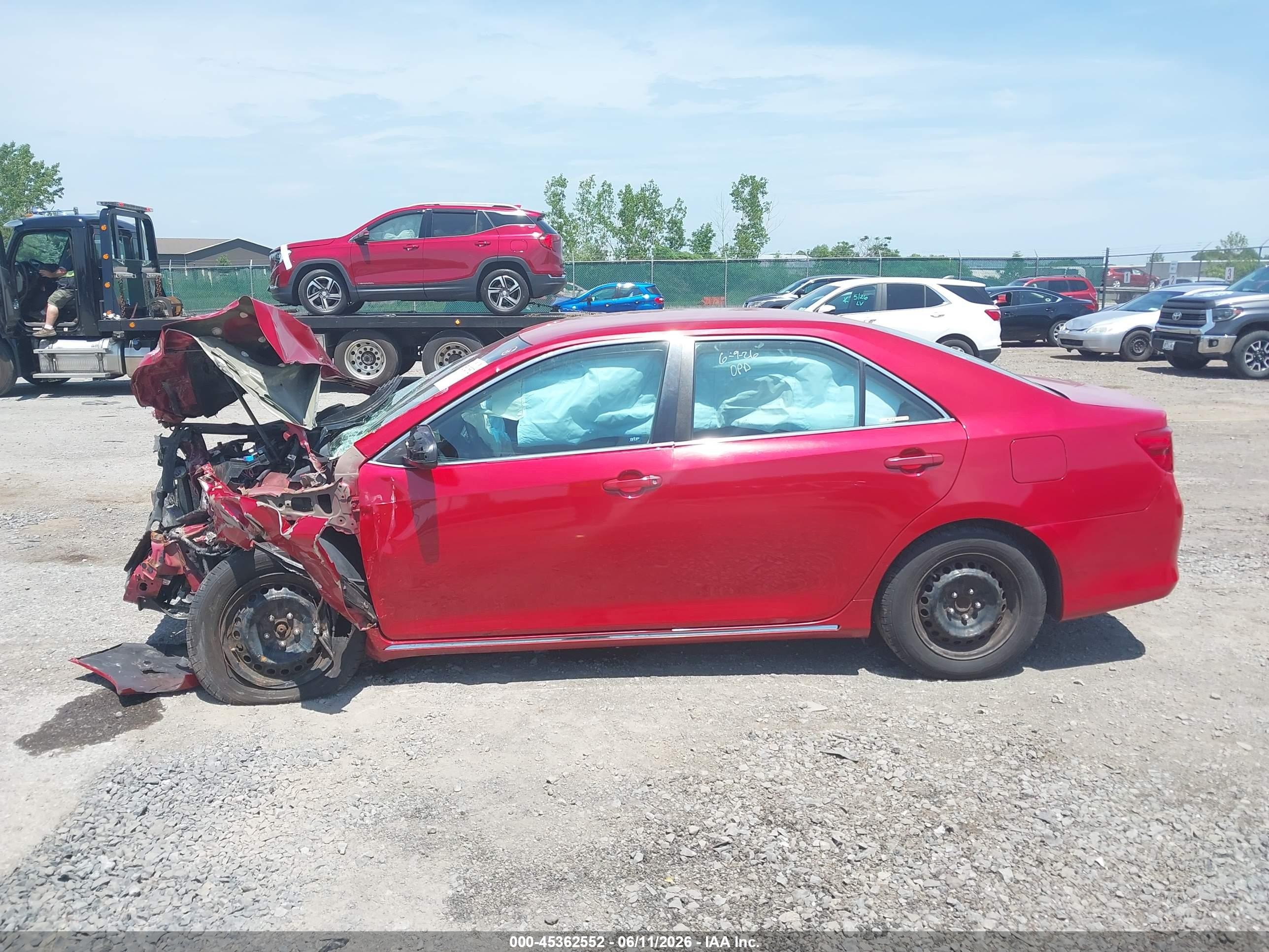 2013 Toyota Camry Le Red vin: 4T1BF1FK8DU642336