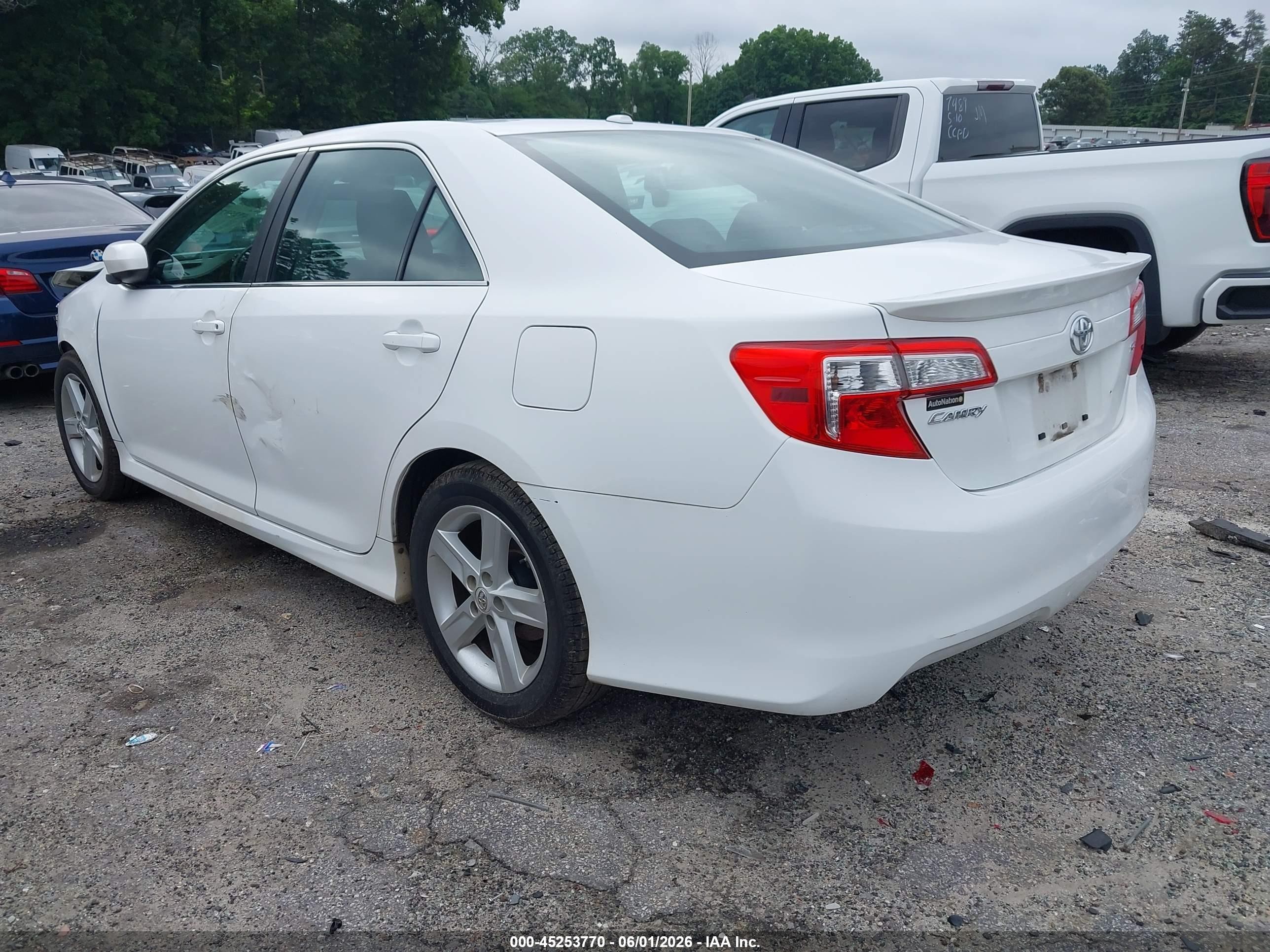 2013 Toyota Camry Se White vin: 4T1BF1FK8DU645382