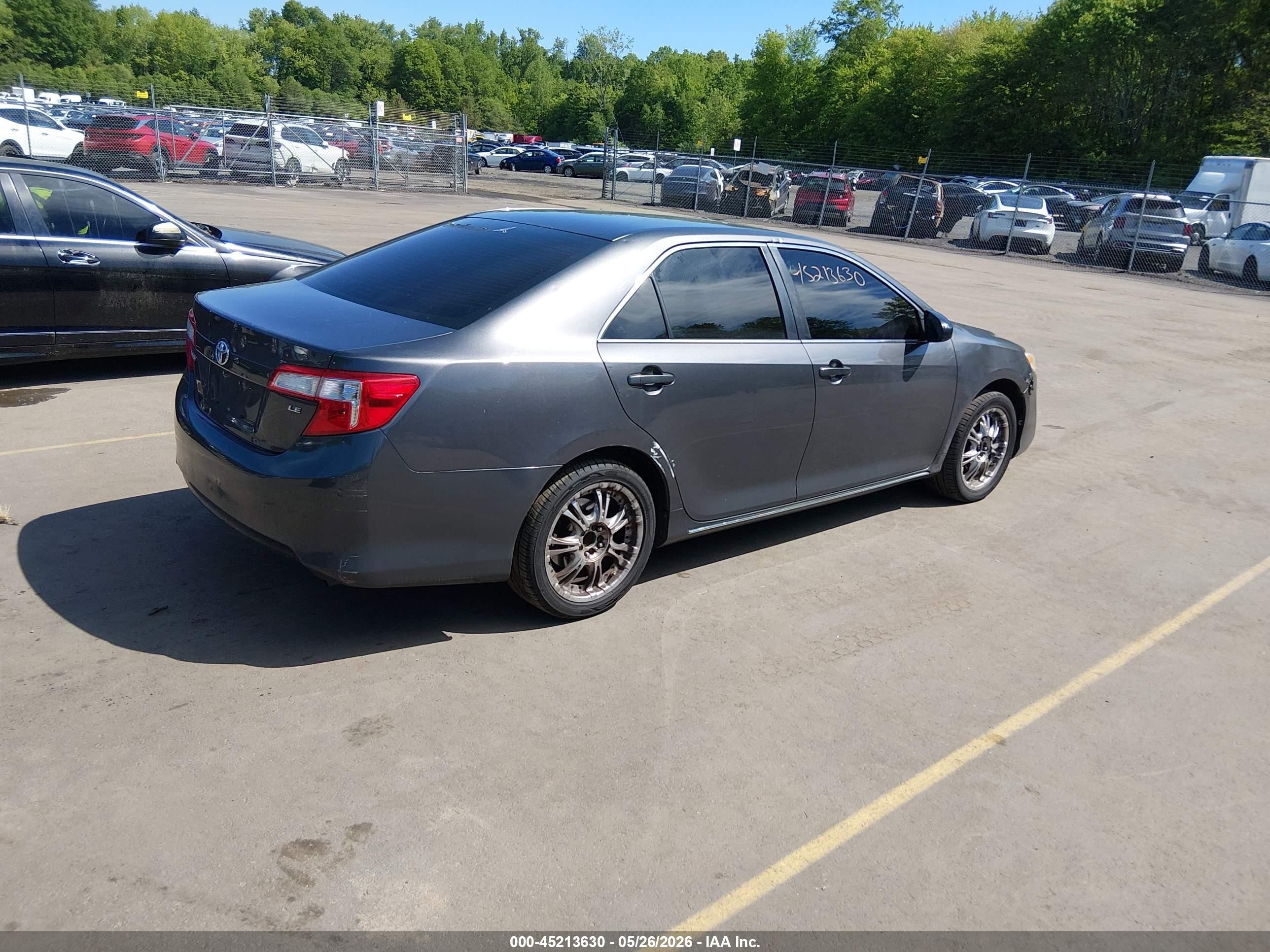 2013 Toyota Camry Le Серый vin: 4T1BF1FK8DU651182
