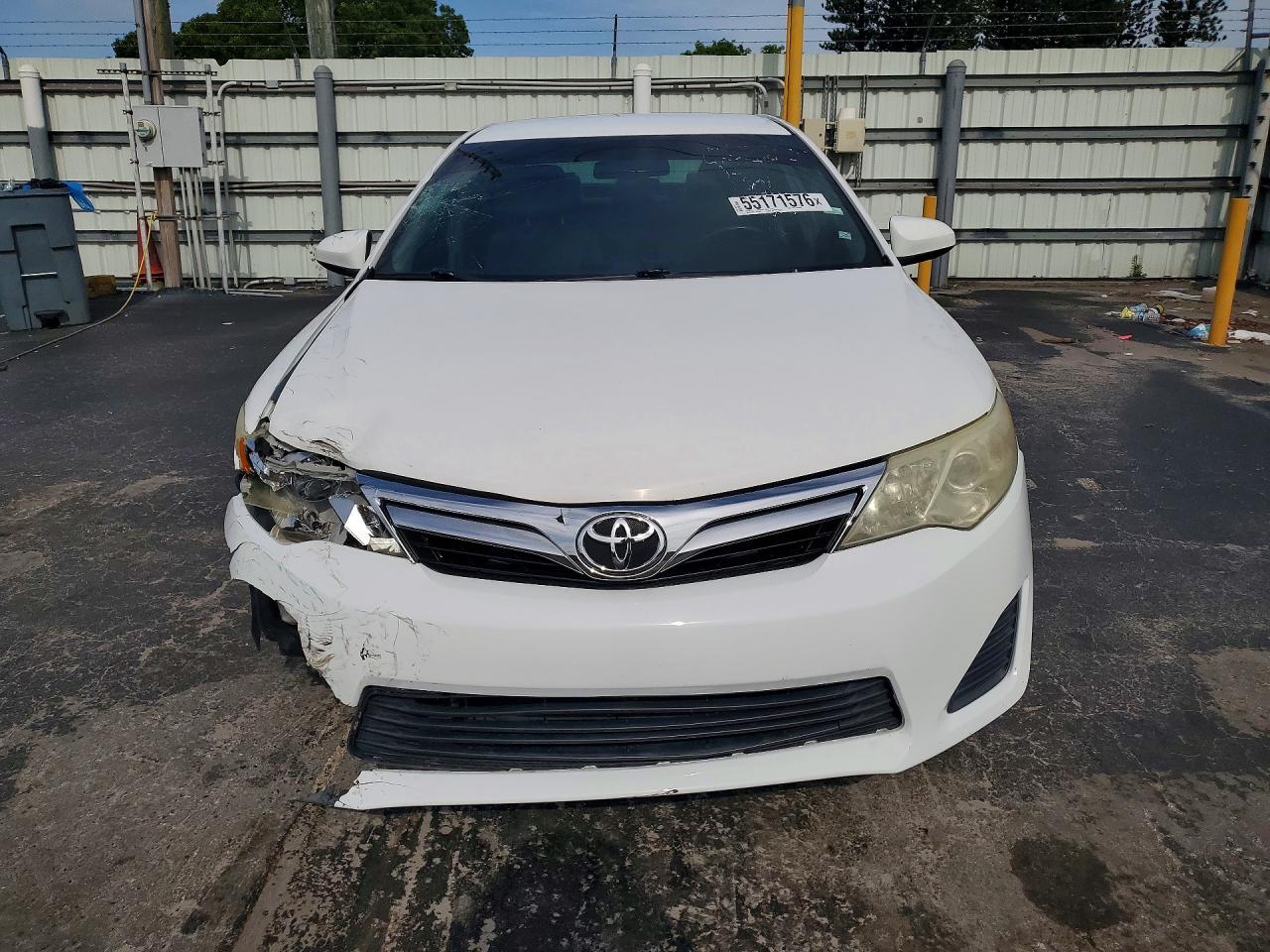 2013 Toyota Camry Le Белый vin: 4T1BF1FK8DU653465