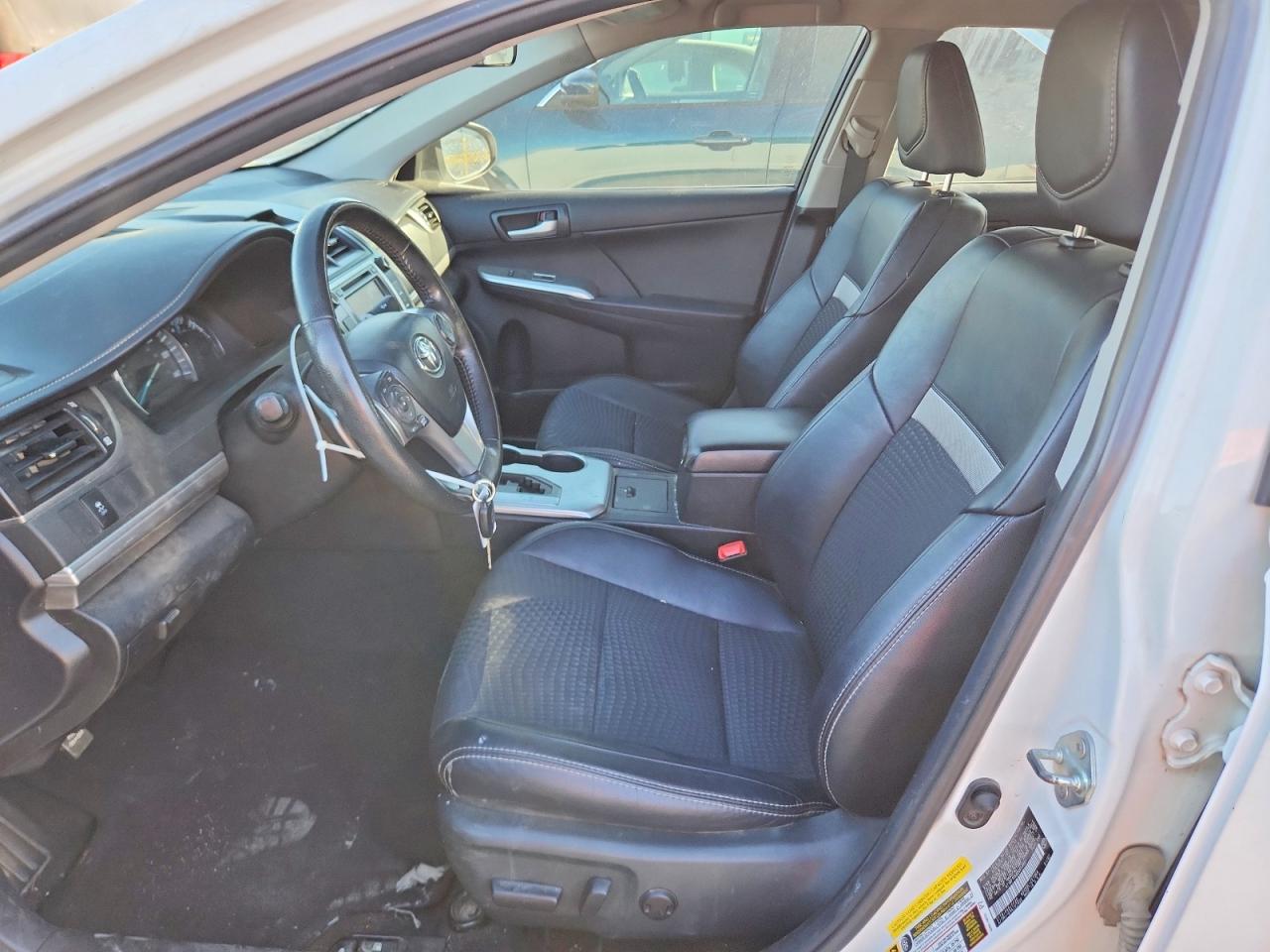 2013 Toyota Camry White vin: 4T1BF1FK8DU659993